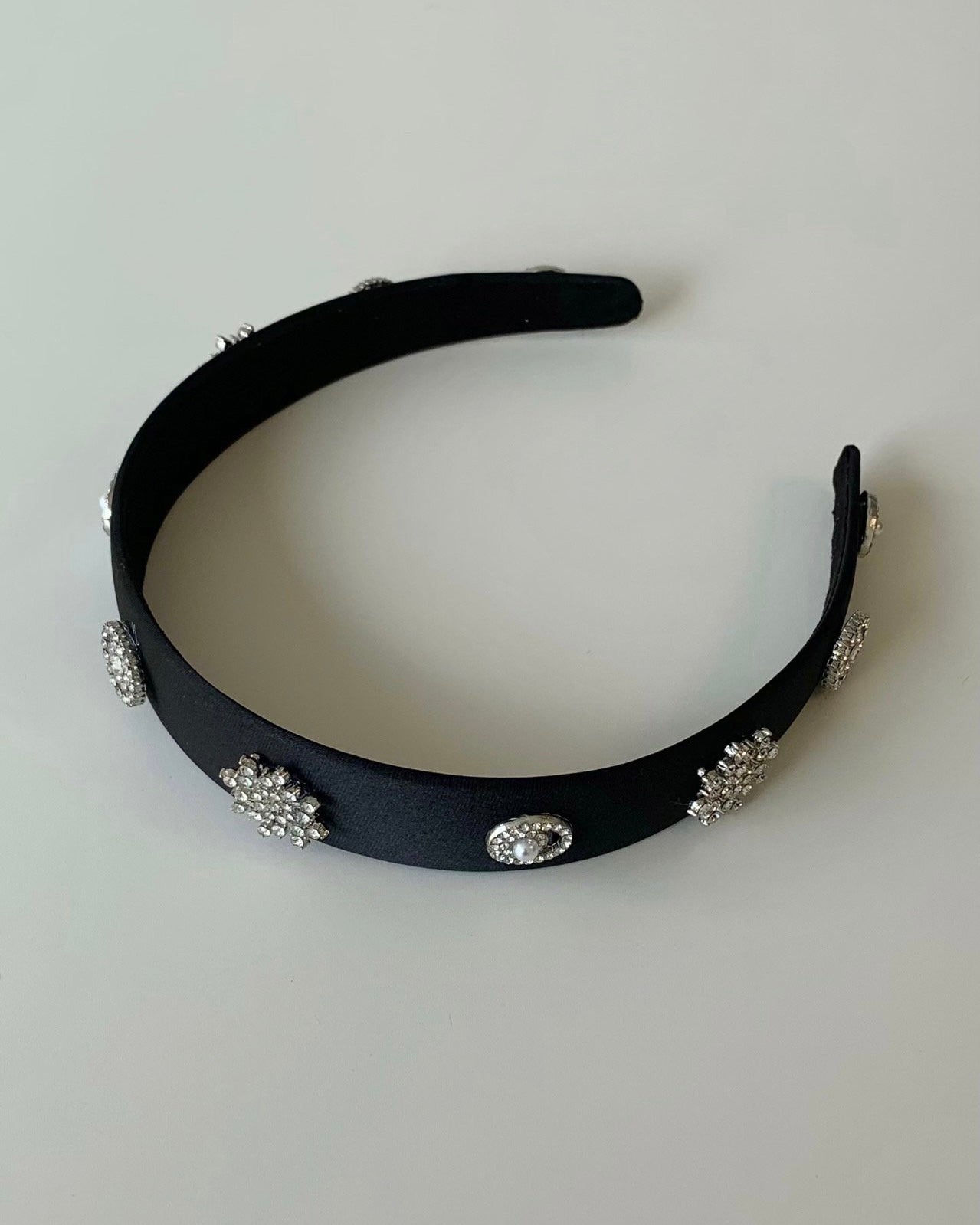 Cubic Pendants Headband