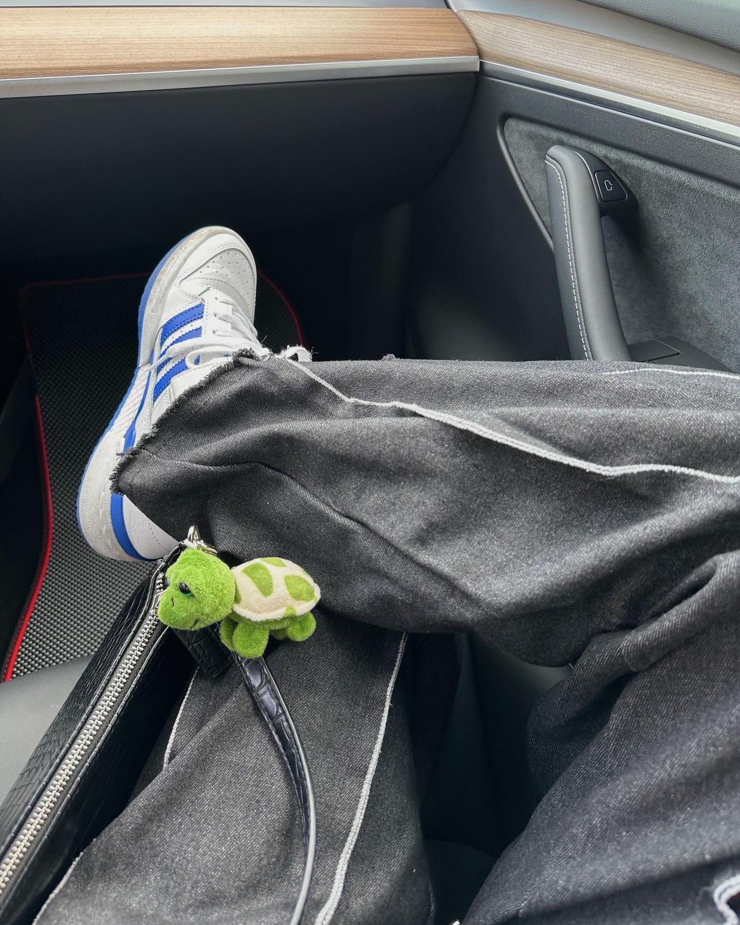 Messy Baggy Jeans