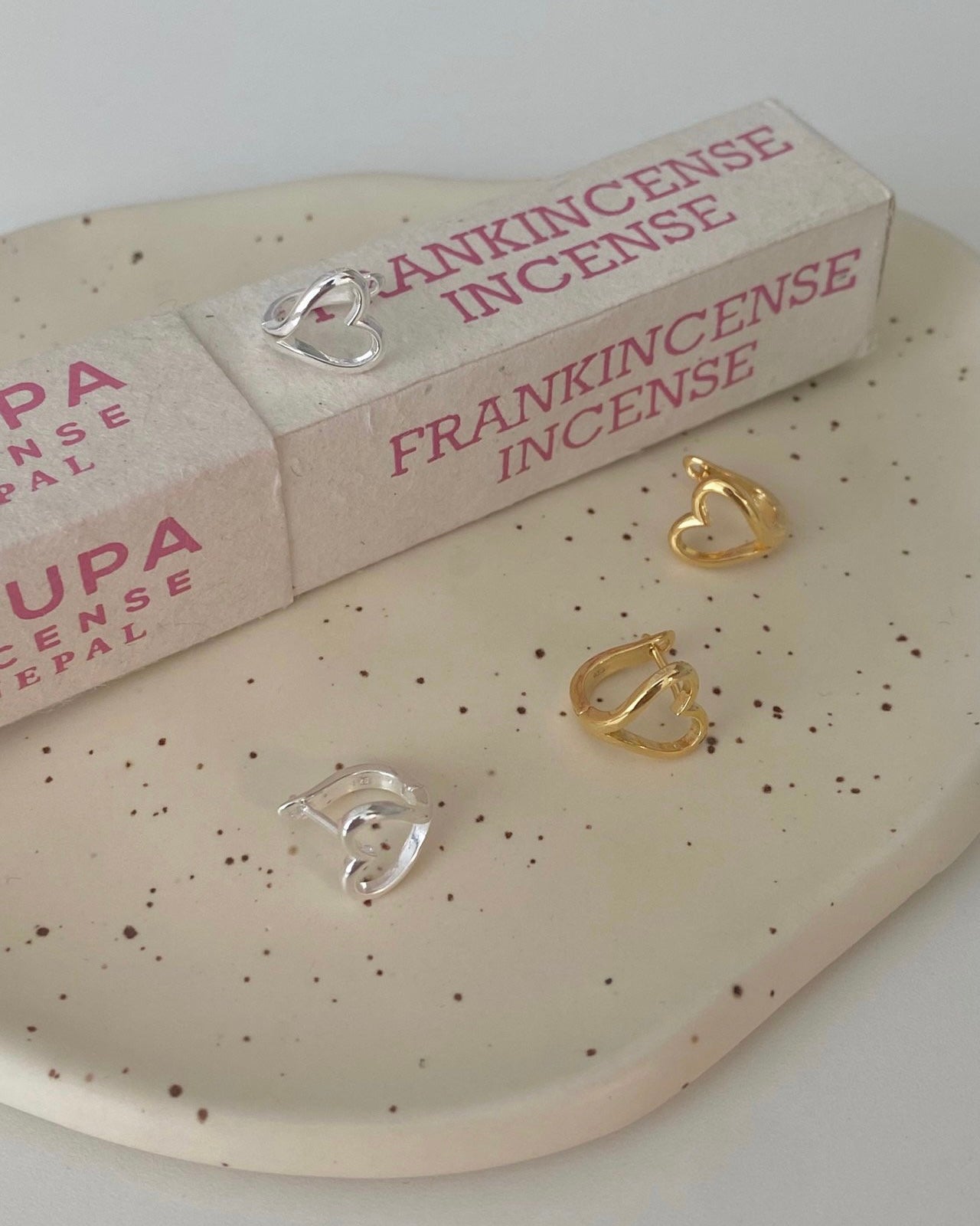925 Silver Curvy Heart Earring