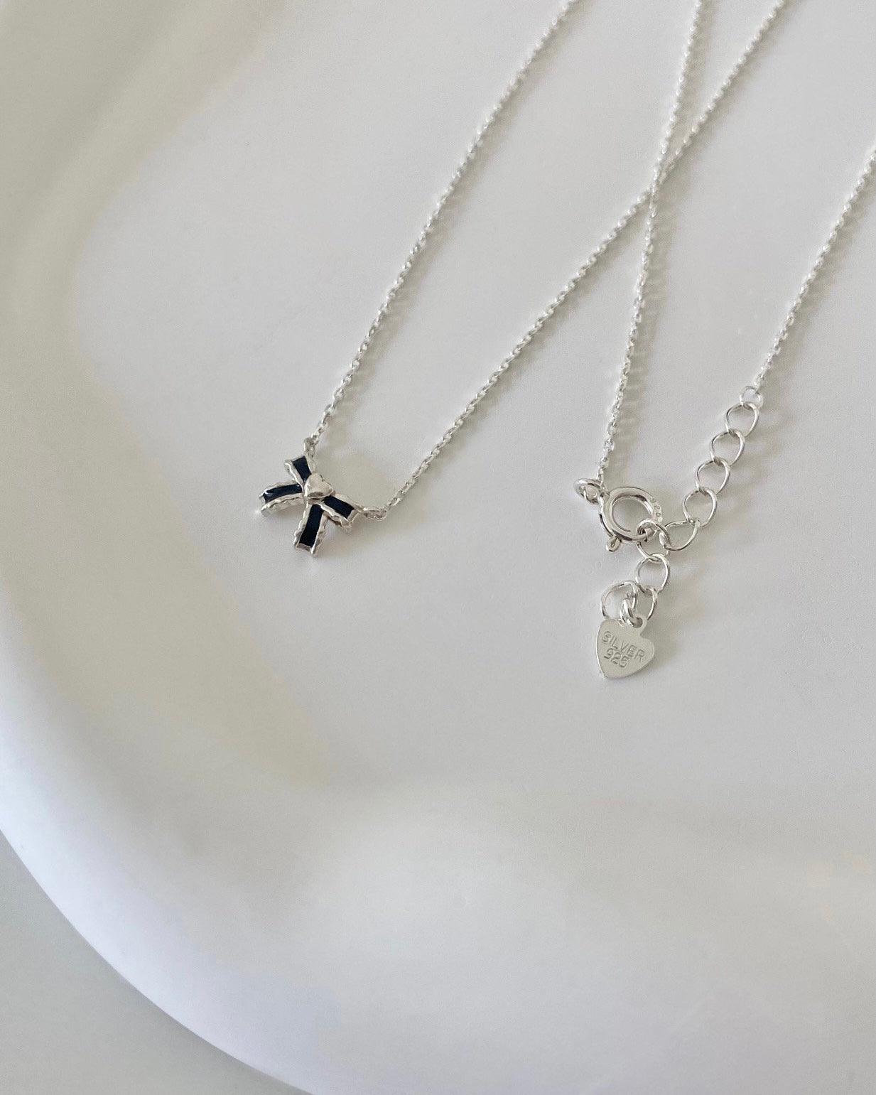 925 Silver Colored Ribbon Necklace