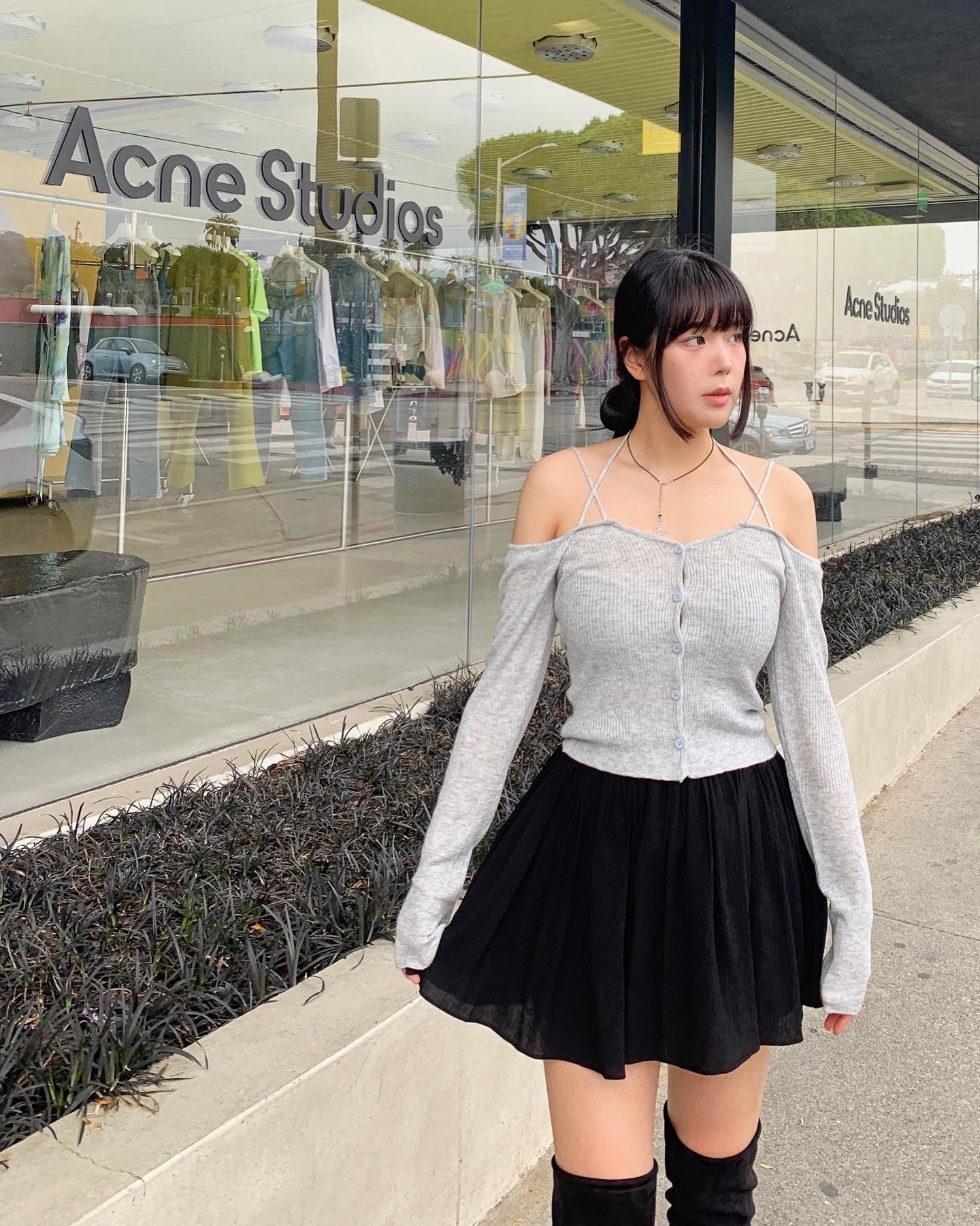 Open Shoulder Knit Top