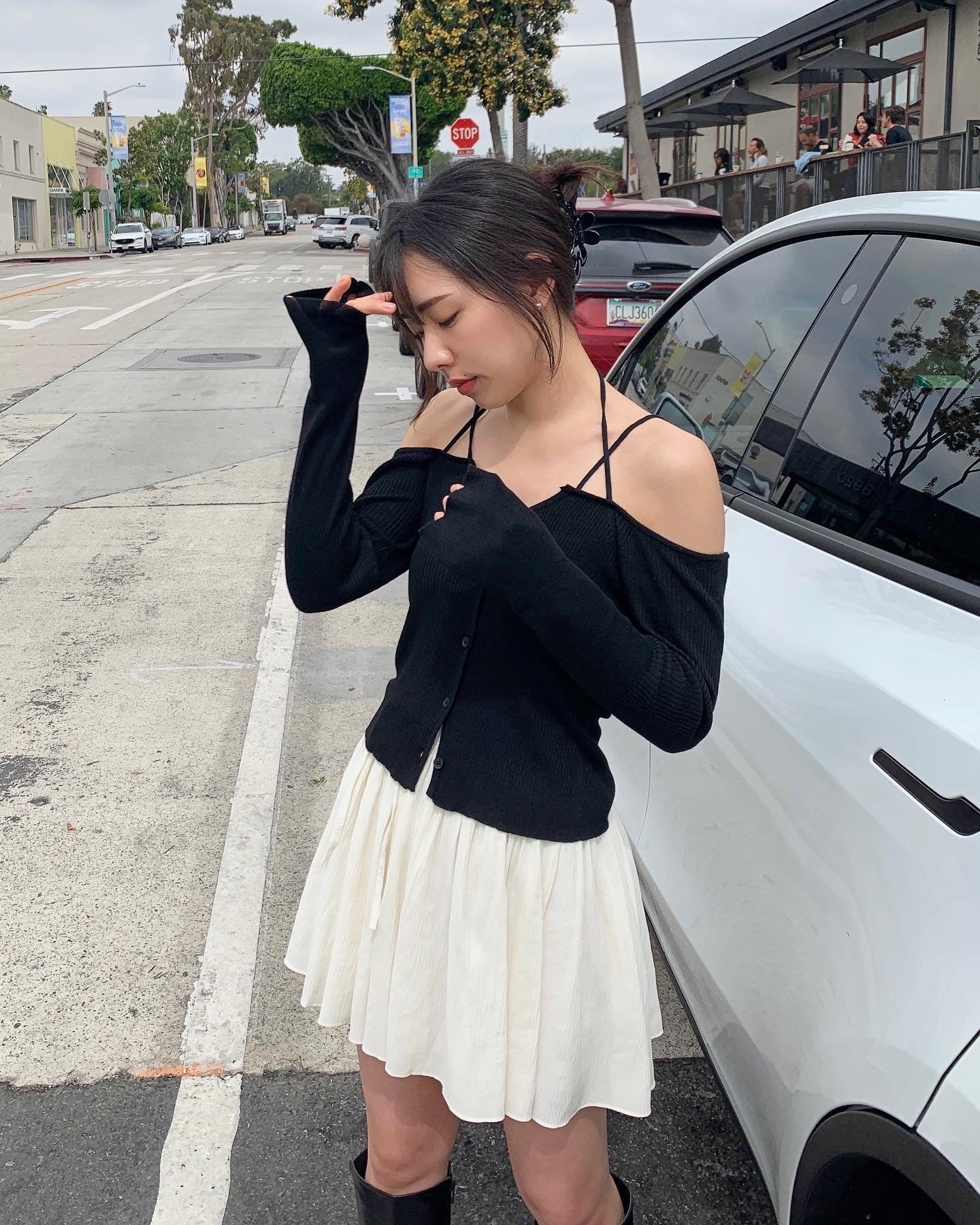 Open Shoulder Knit Top