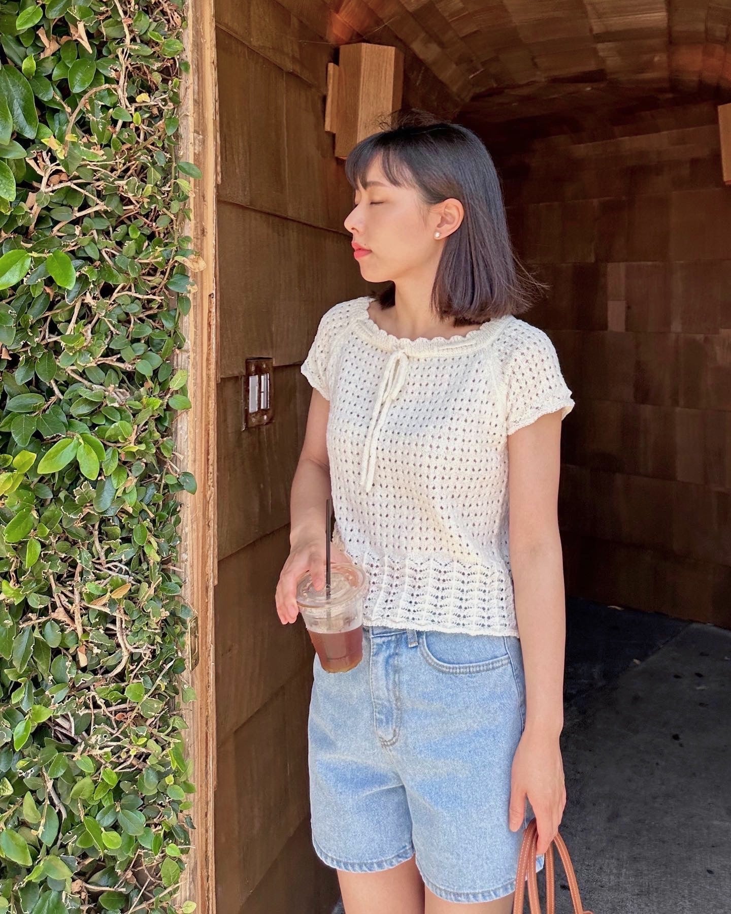 String Punching Knit Top