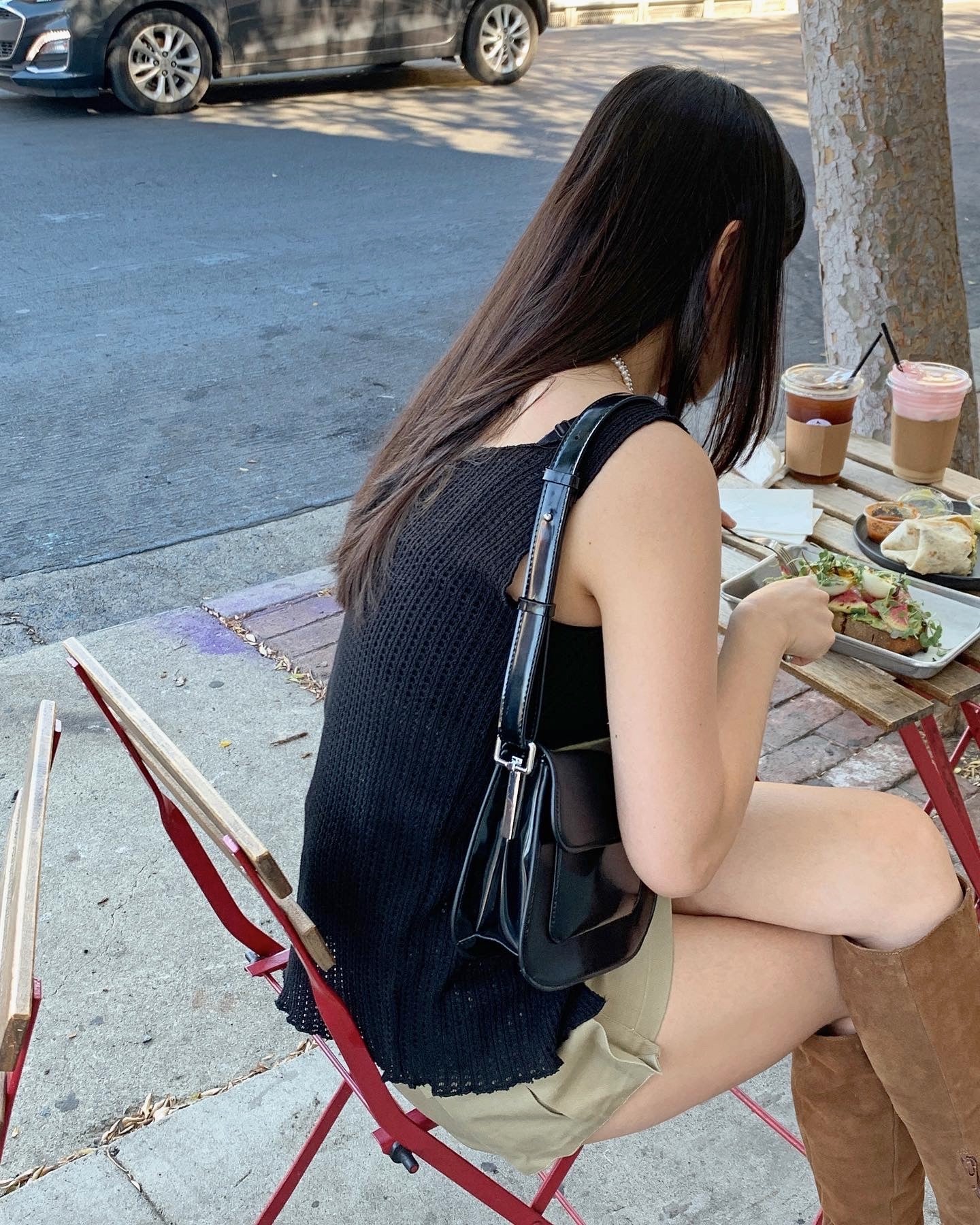 Slit Punching Knit Tank Top