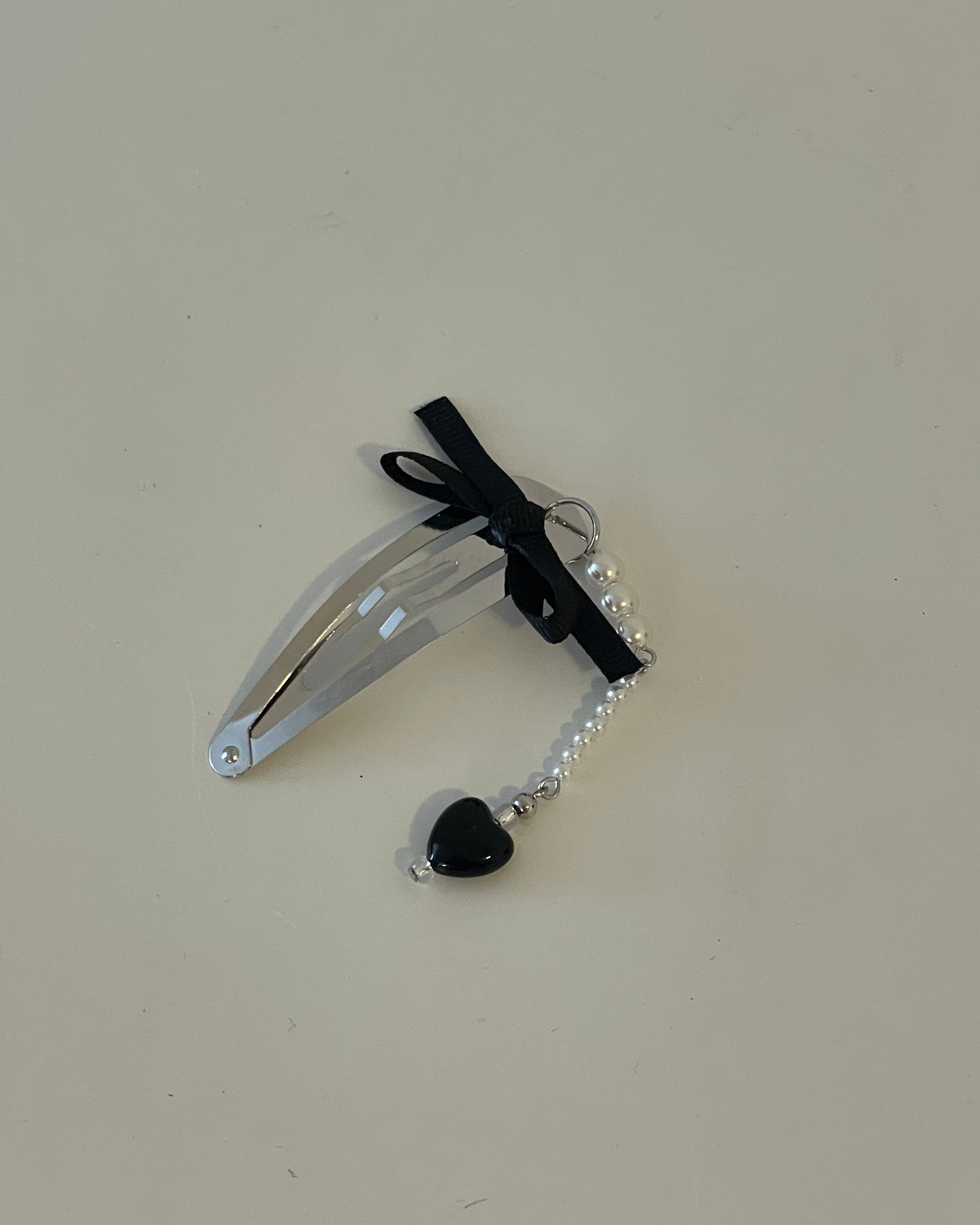Heart Dropped Ribbon Hair Clip
