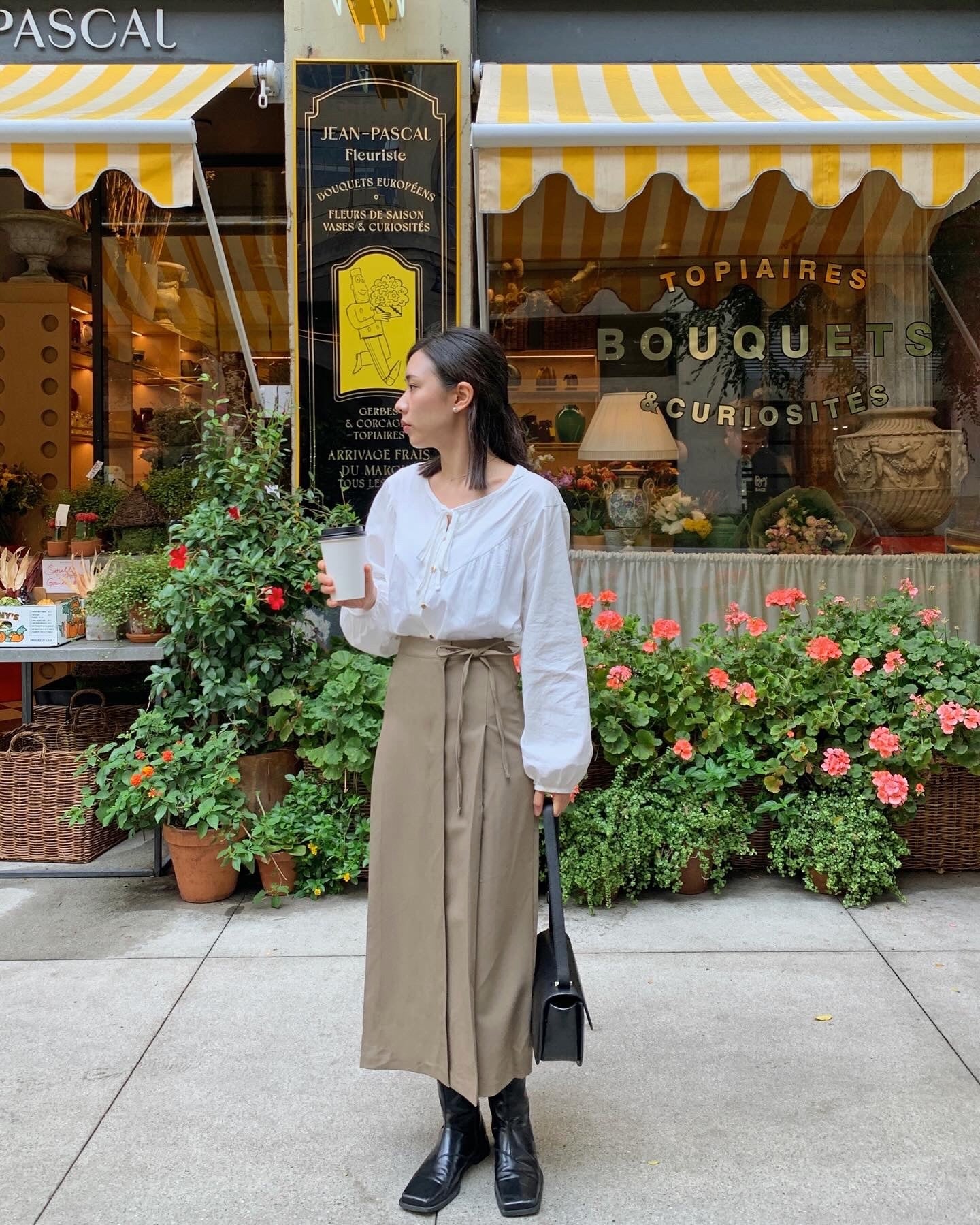 Side Tie Pintuck Skirt
