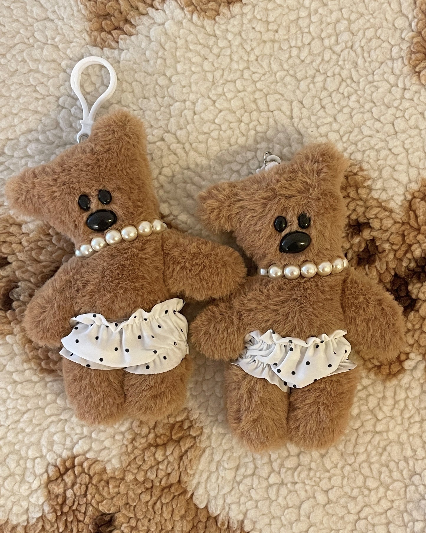 Pearl Necklace Bear Keychain
