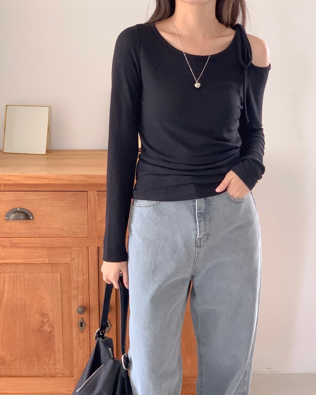 Open Shoulder Tie Top