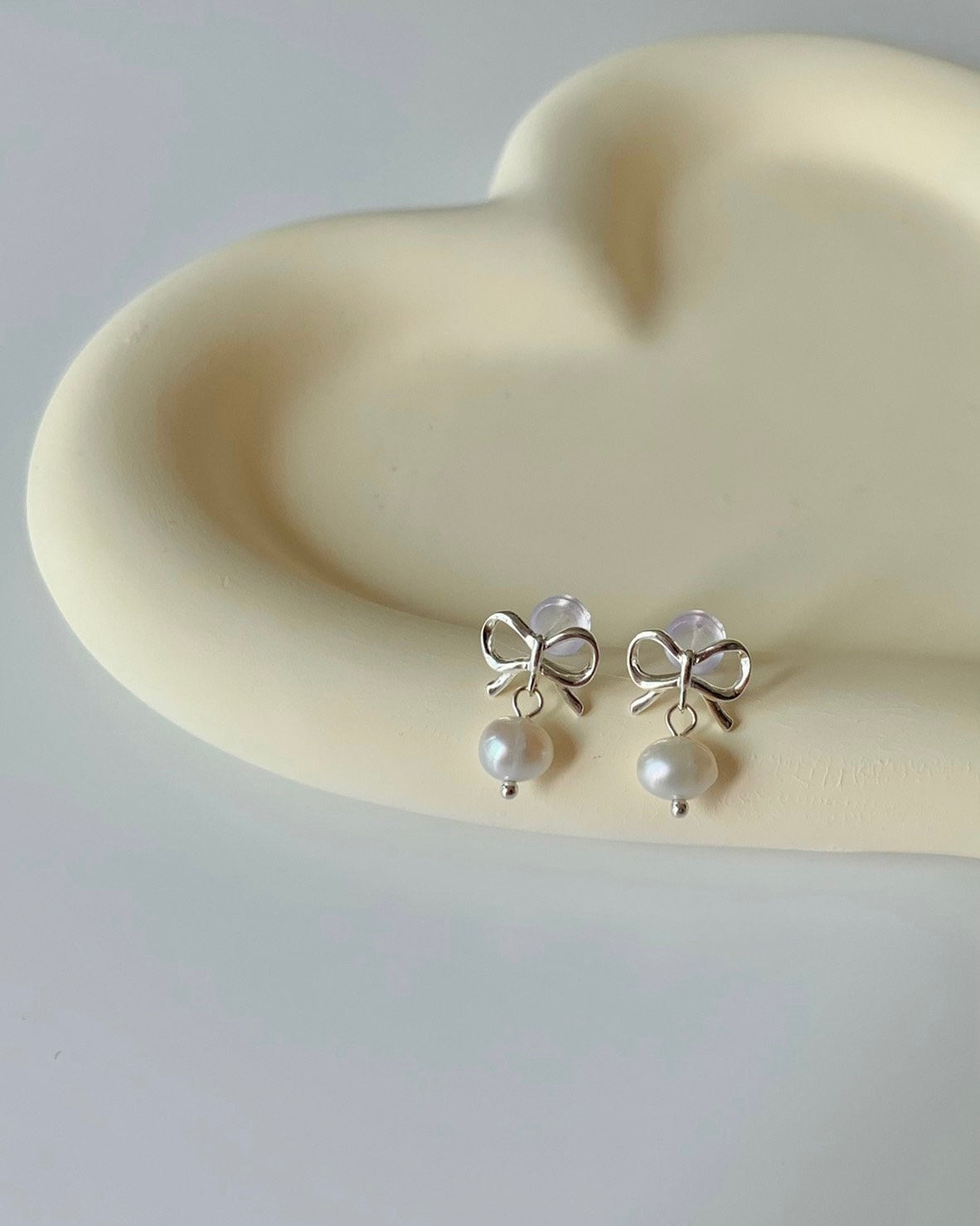925 Silver Ribbon and Pearl Earrings