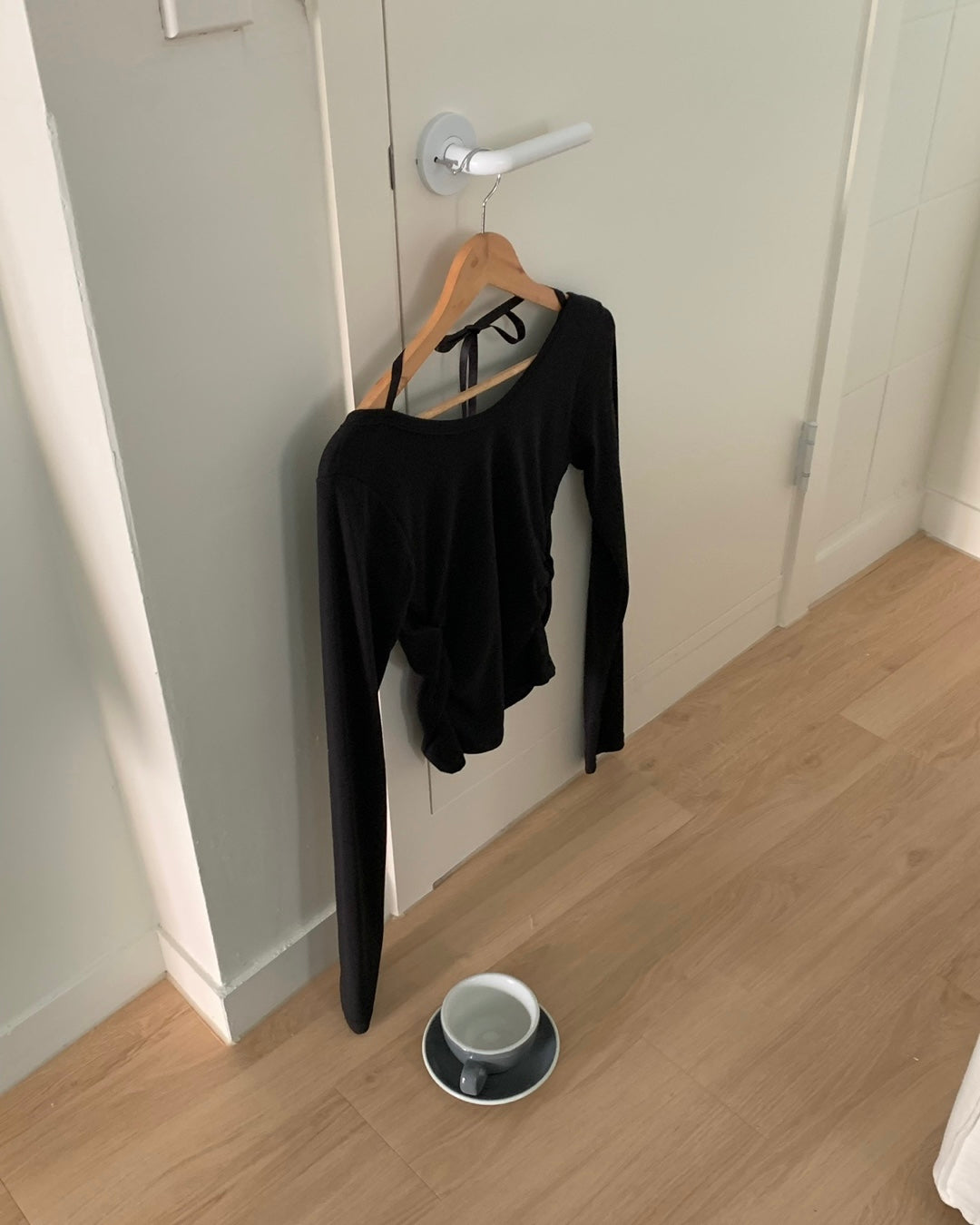 Side Shirring Ribbon Tie Top