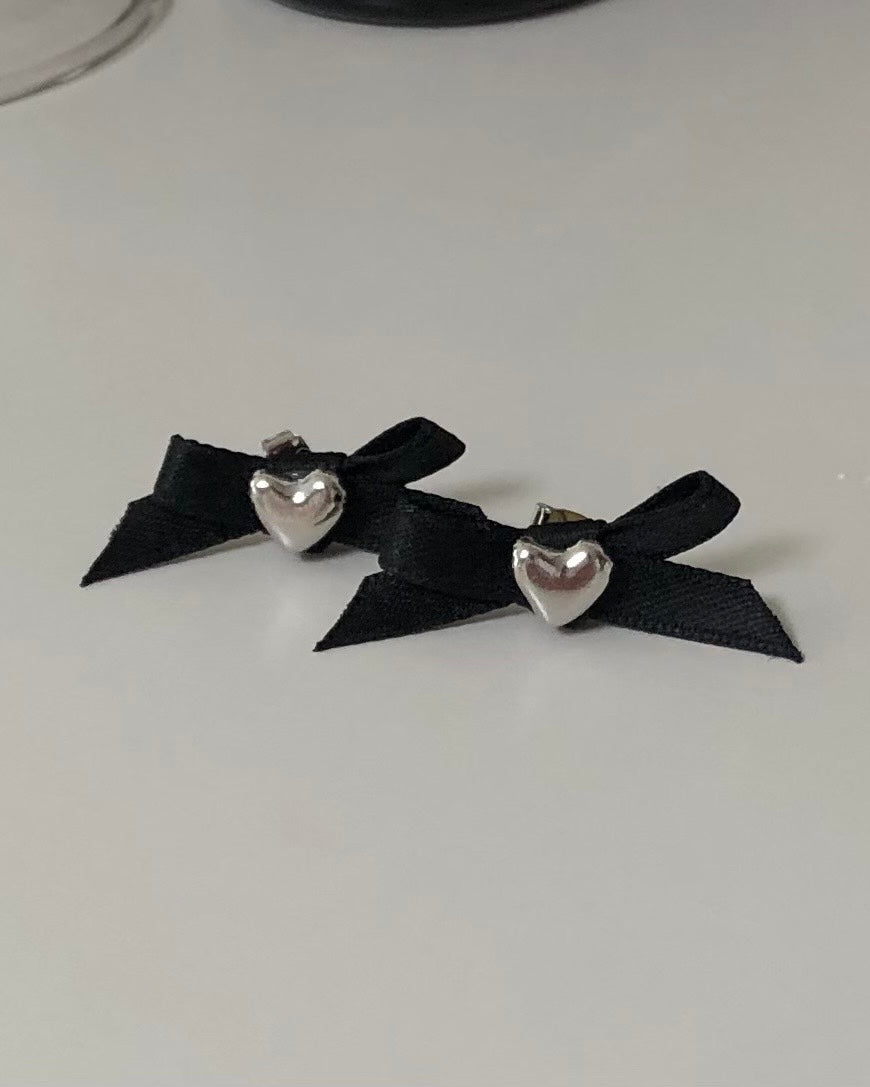 Heart Ribbon Earring