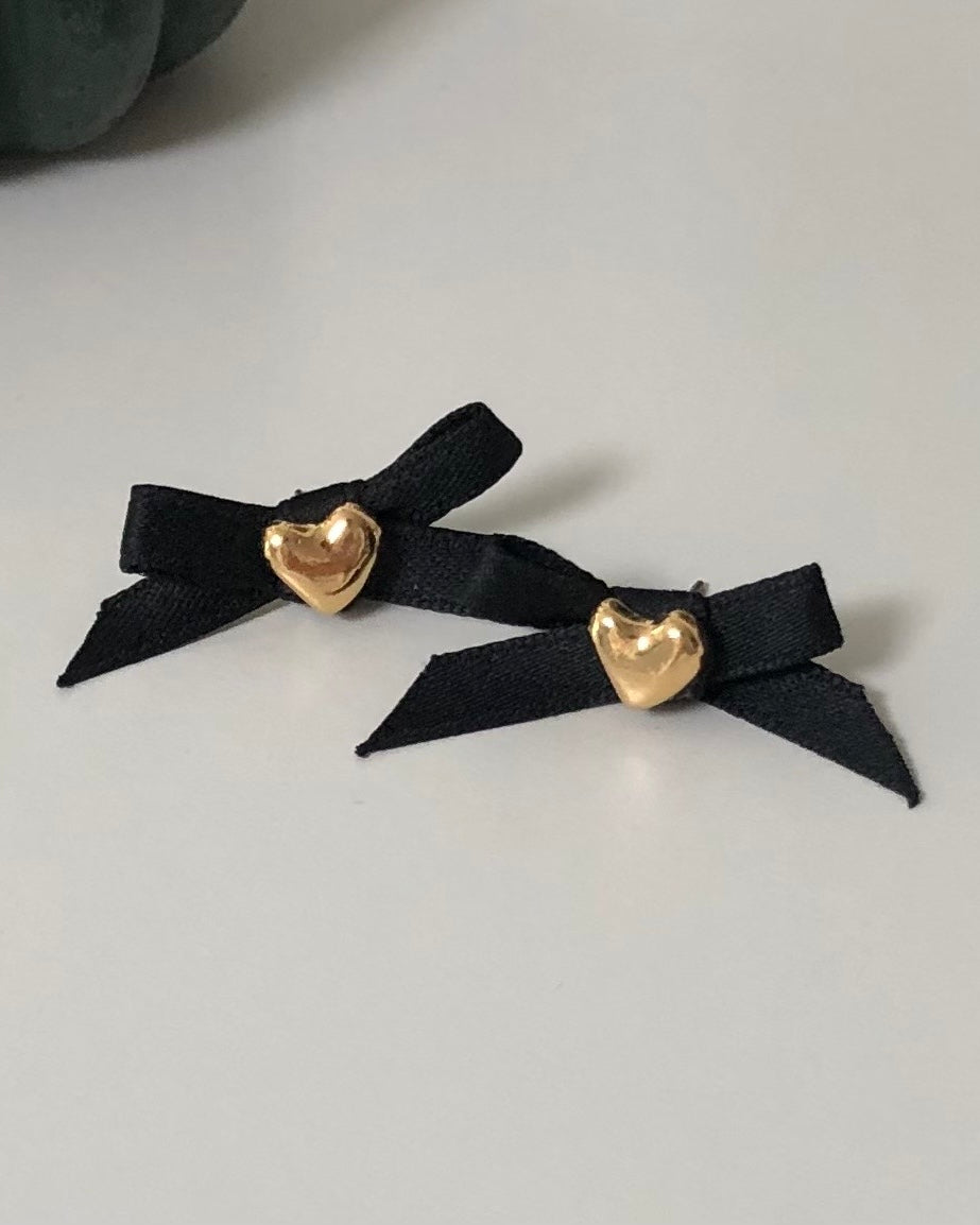 Heart Ribbon Earring