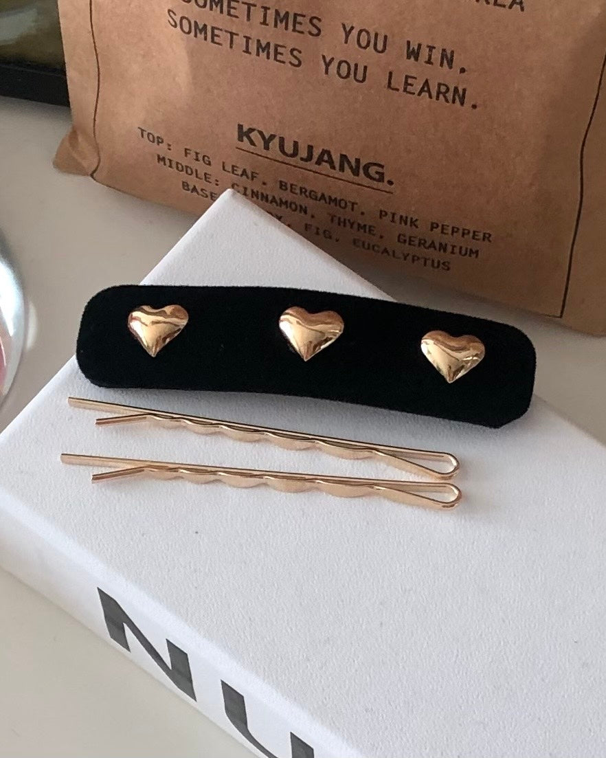 Hearts Velvet Pin & 2 Bobby Pins Set