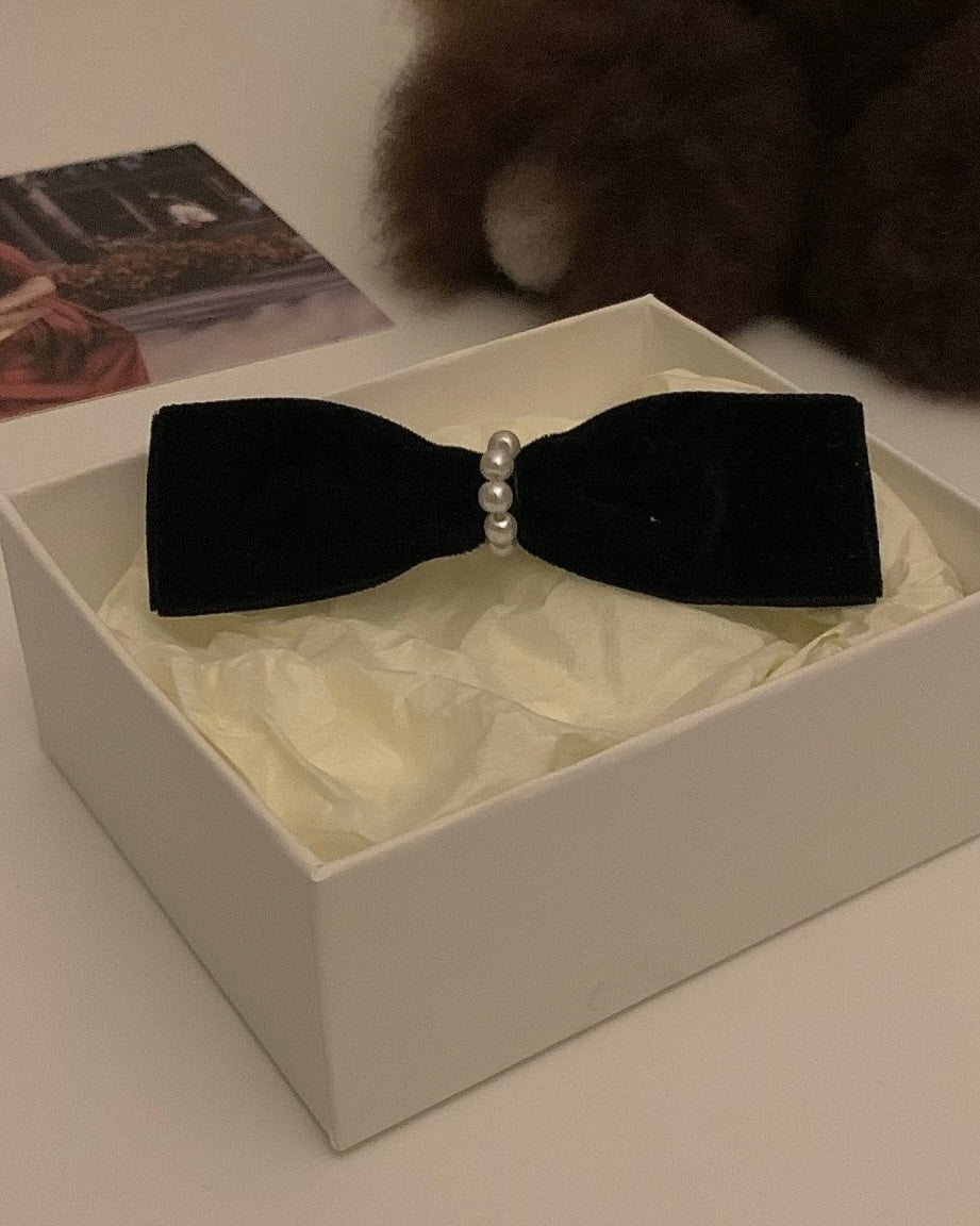 Pearl and Velvet Ribbon Hair Pin