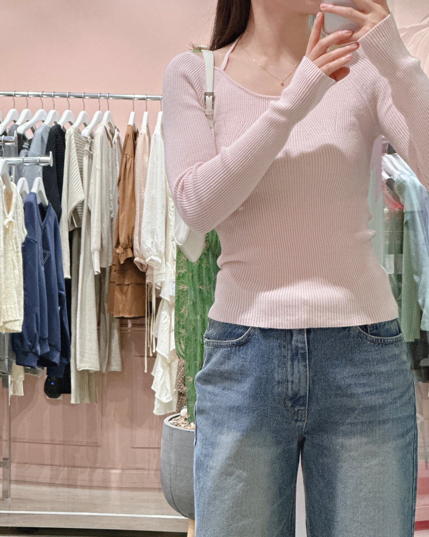 Sweet Halter Neckline Knit
