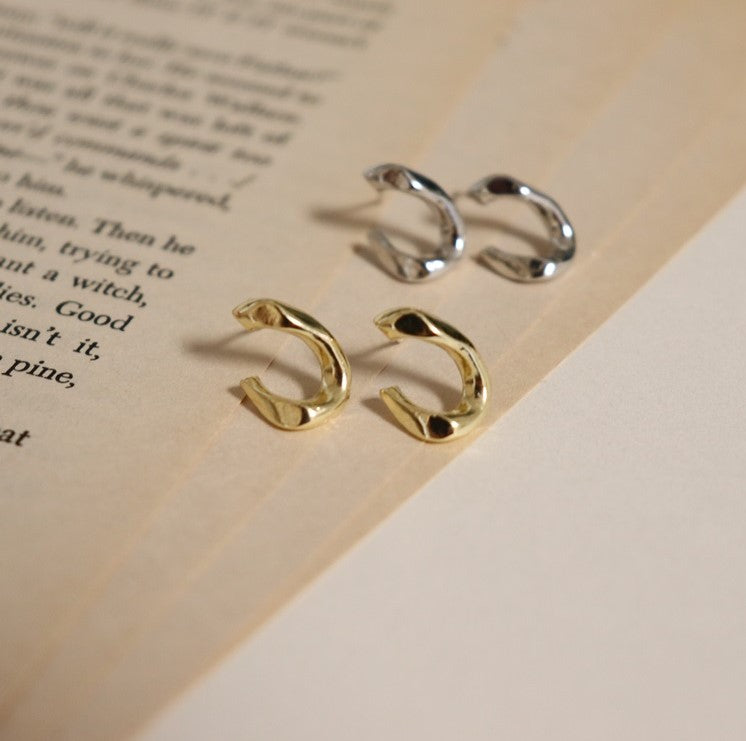 Bold Line Earring