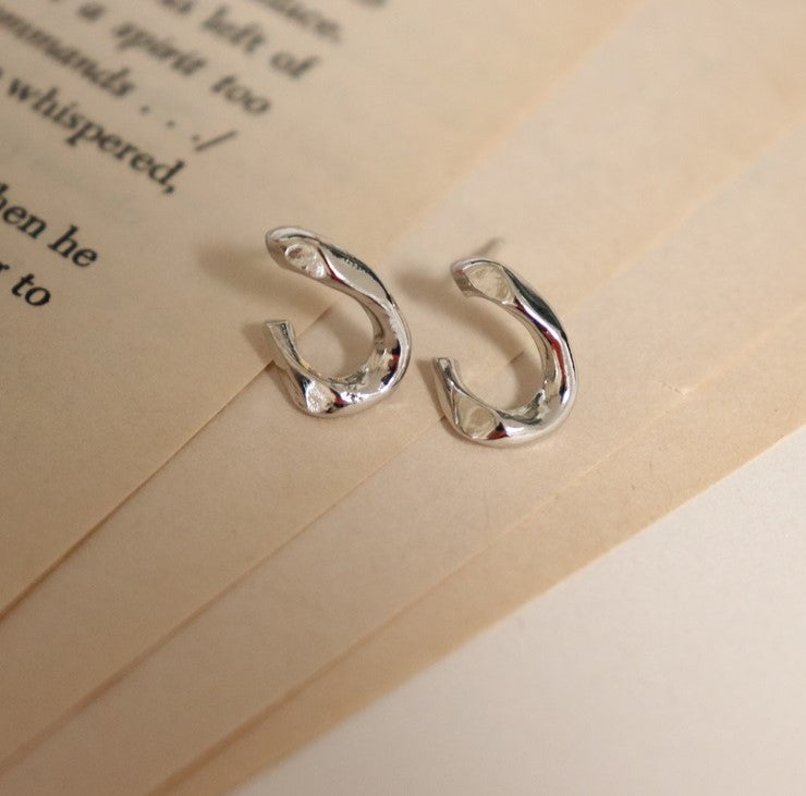 Bold Line Earring