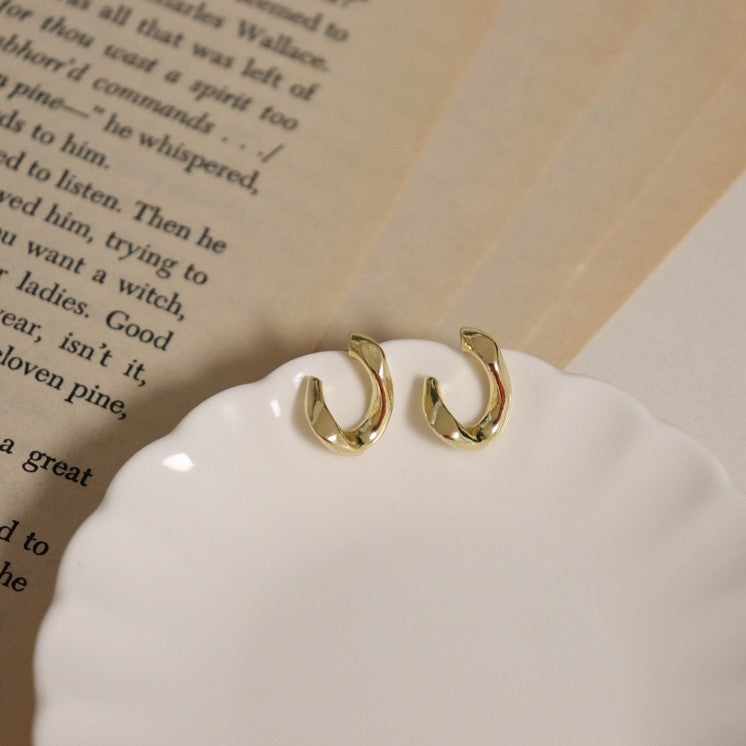 Bold Line Earring