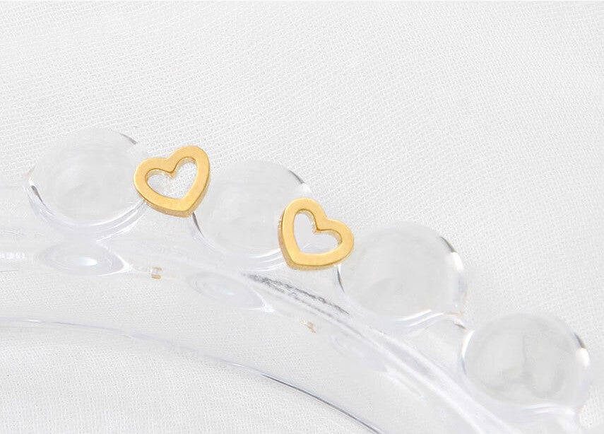 14K Gold Pin Mini Heart Stud Earring