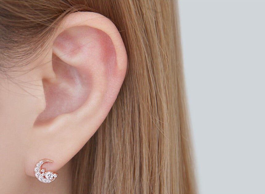 14K Gold Filled Pin Crescent Moon Stud Earring