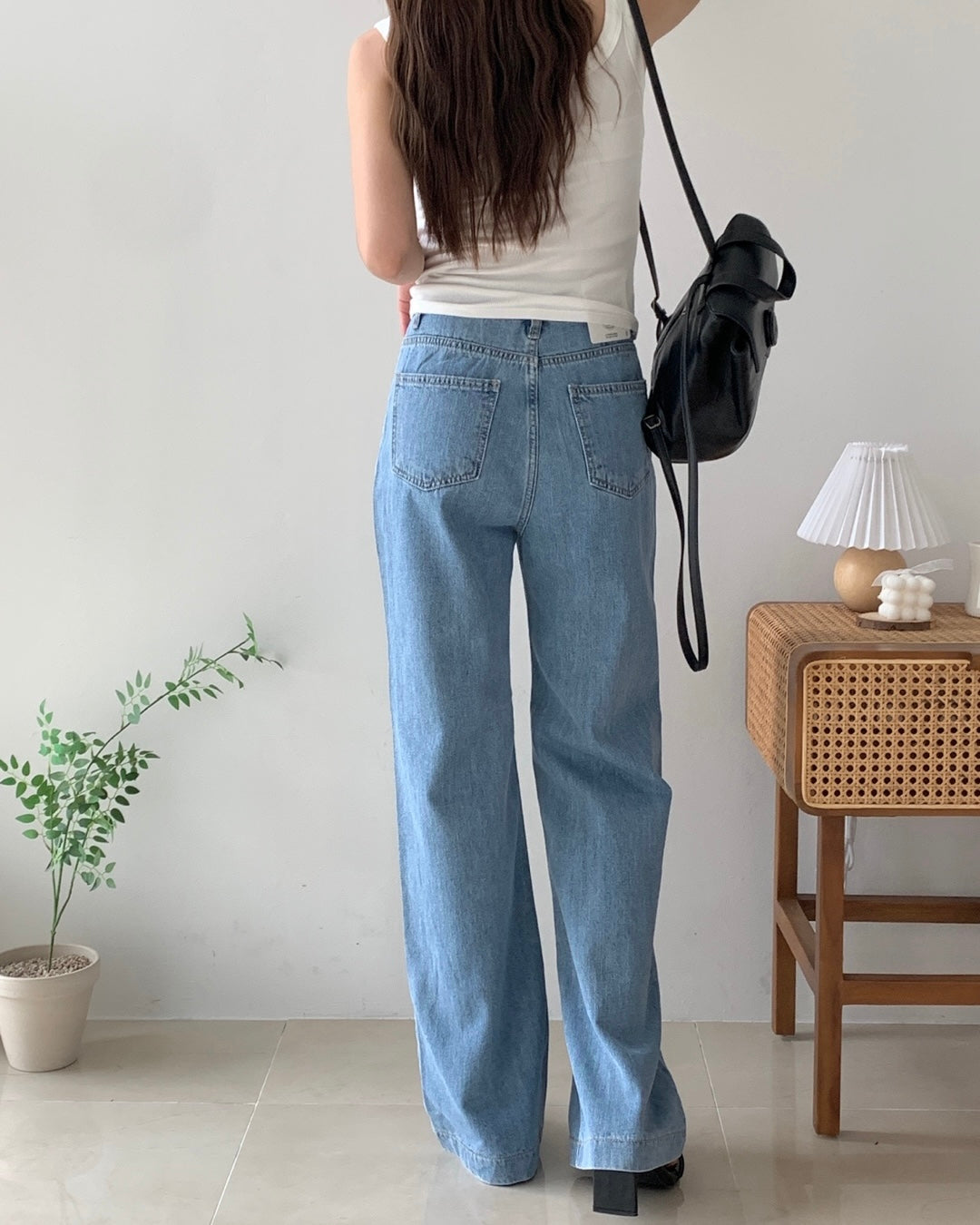 Pocket Wide Leg Jeans