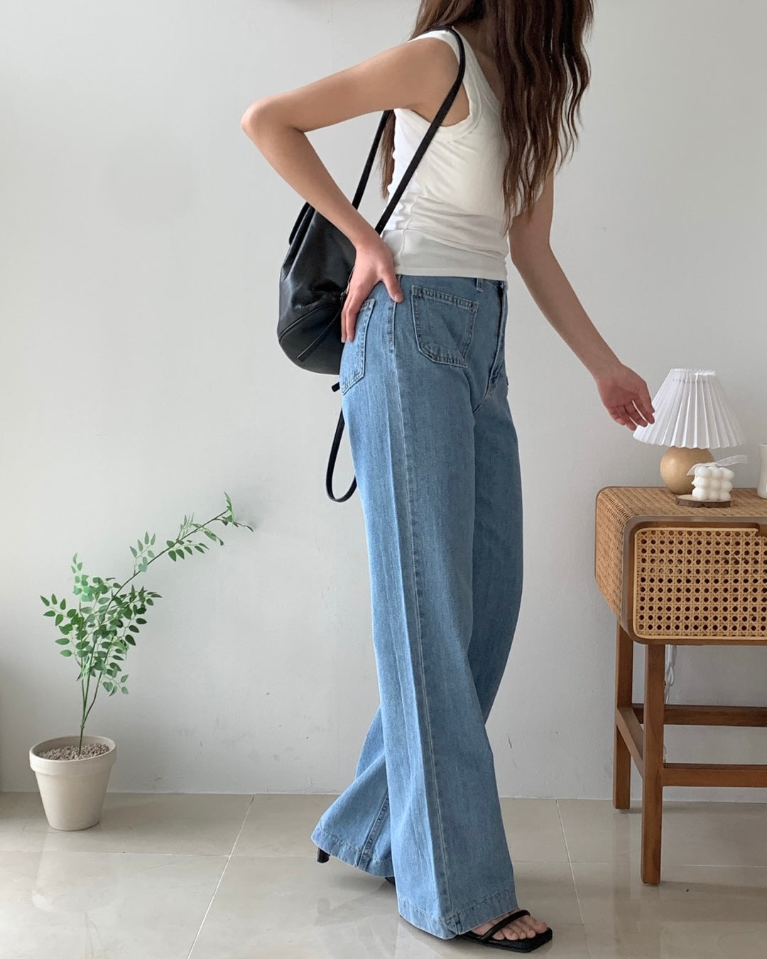 Pocket Wide Leg Jeans