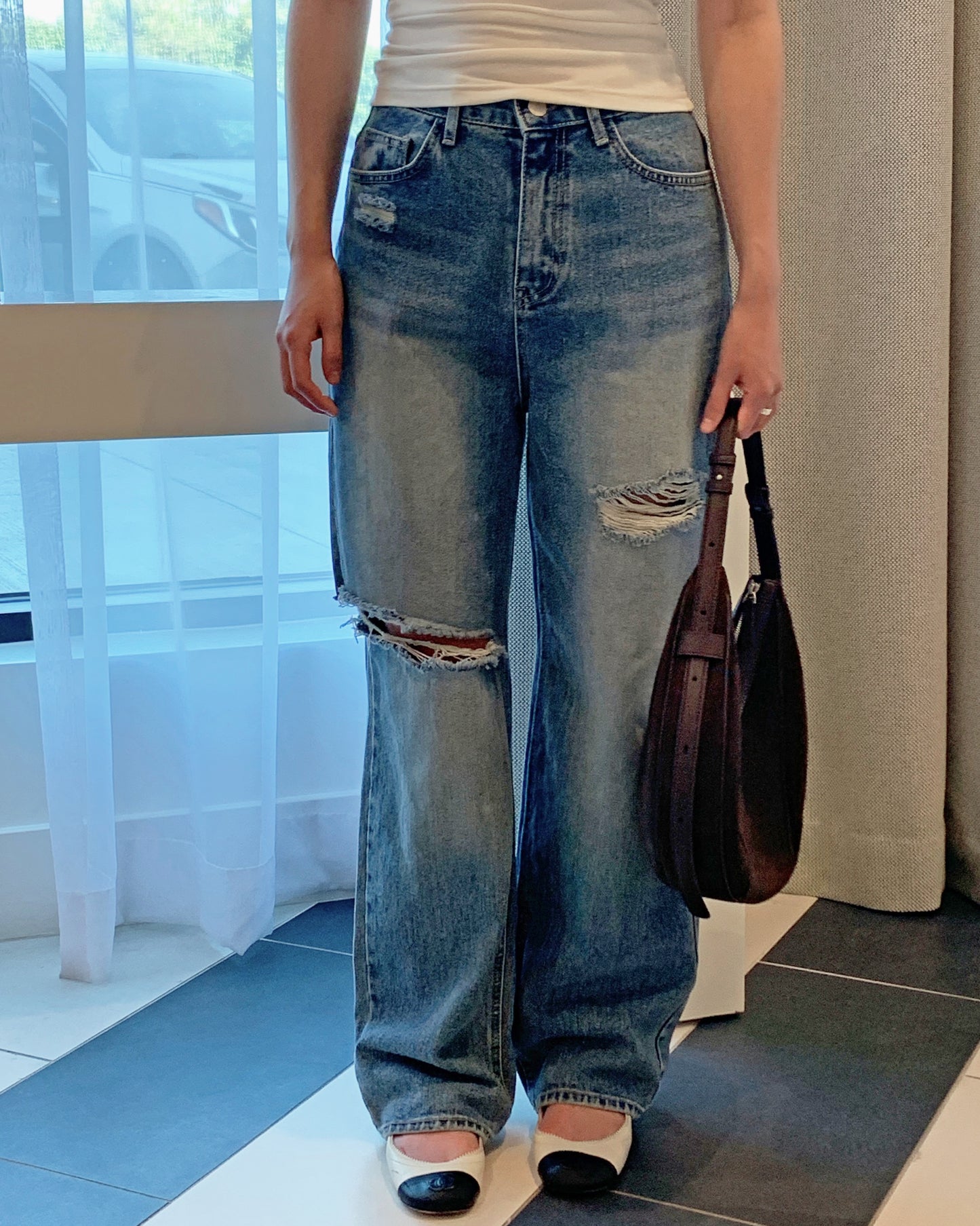 Vintage Torn Relaxed Jeans