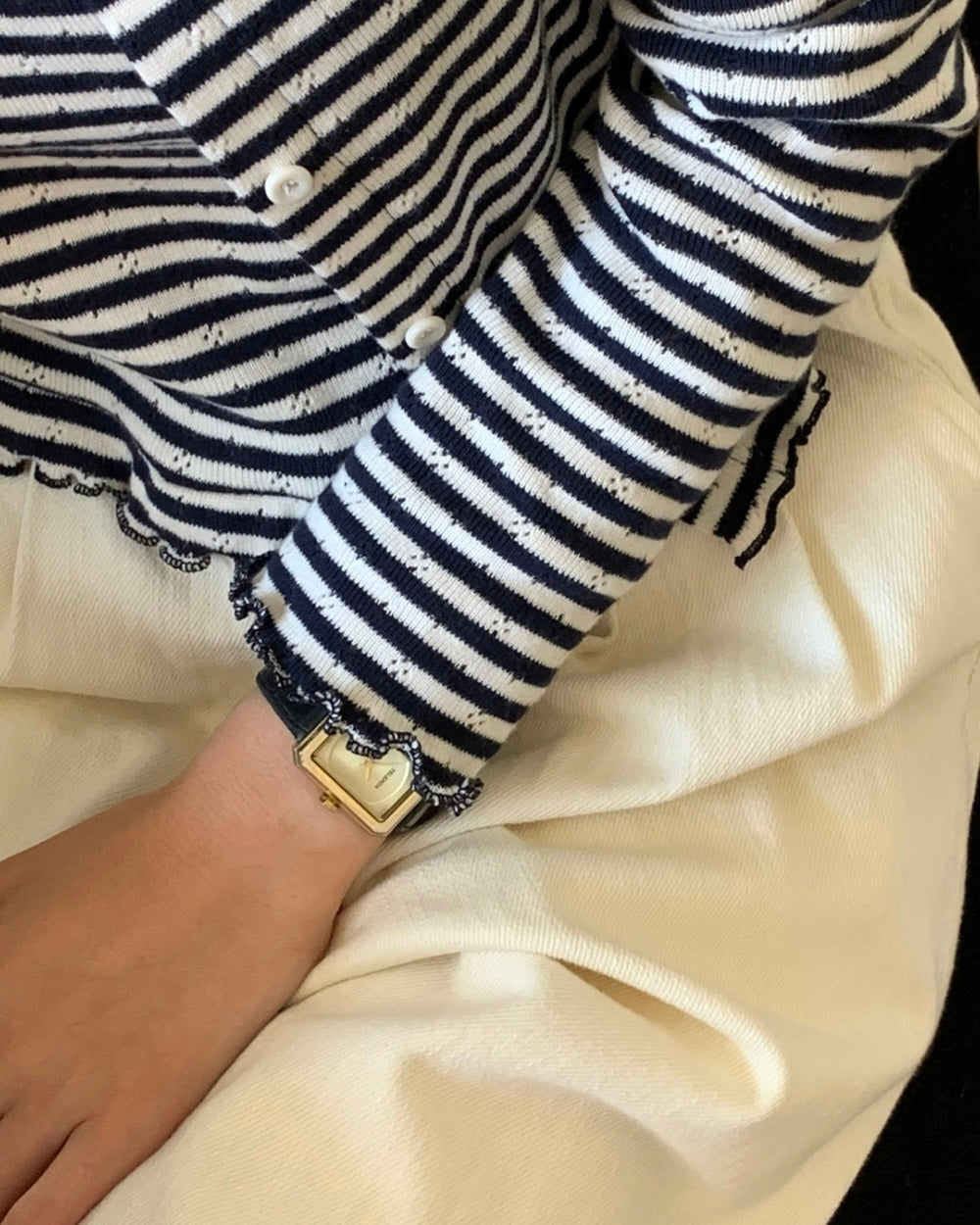 Wavy Trim Stripe Cardigan Set
