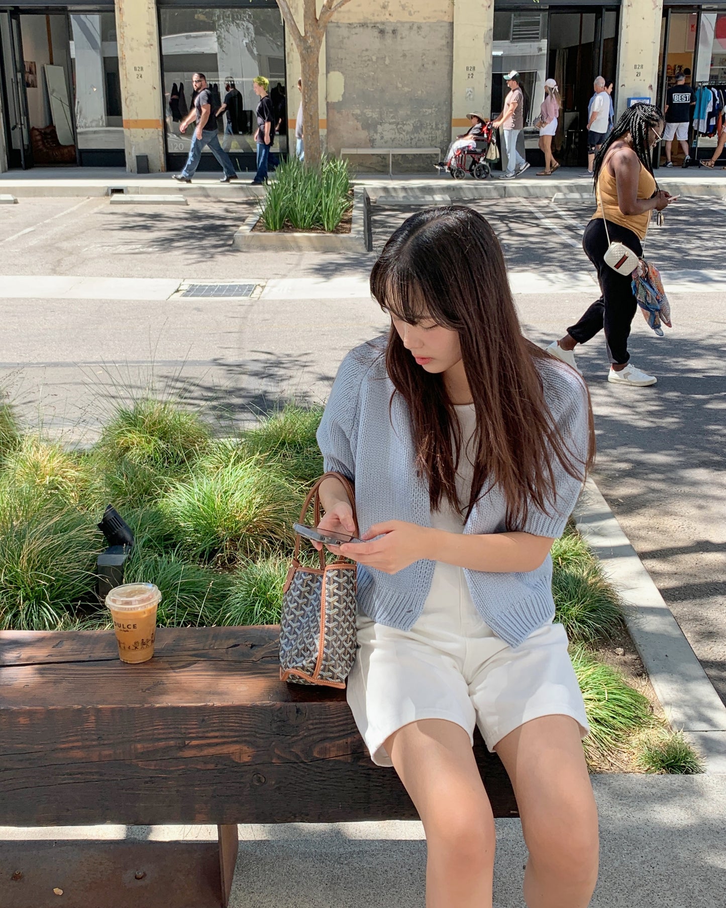 Button Bloom Knit Cardigan