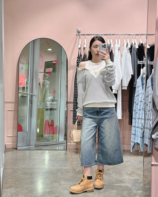 Cold Shoulder V-Cut Stripe Tee