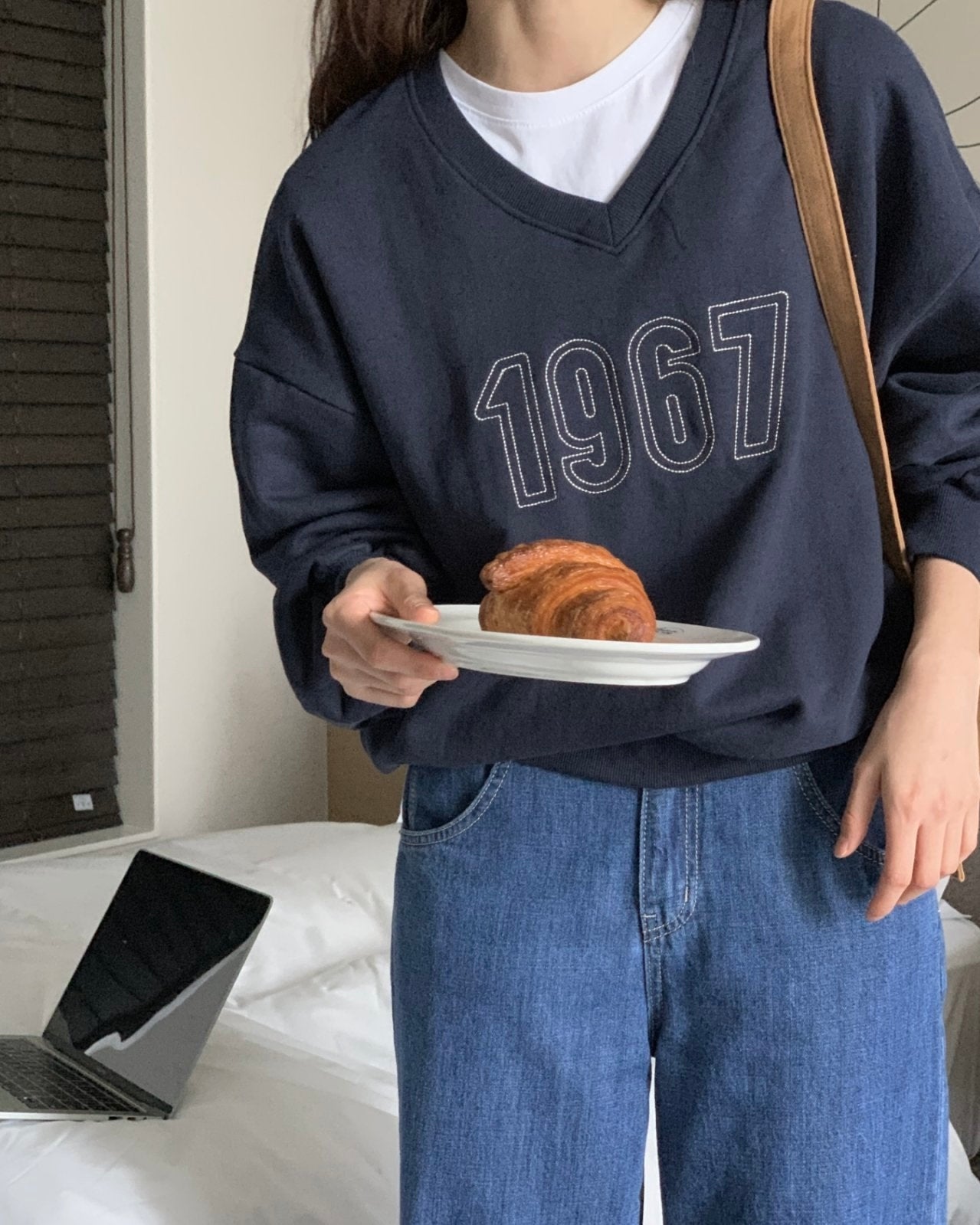 Retro V-Neck Sweatshirt