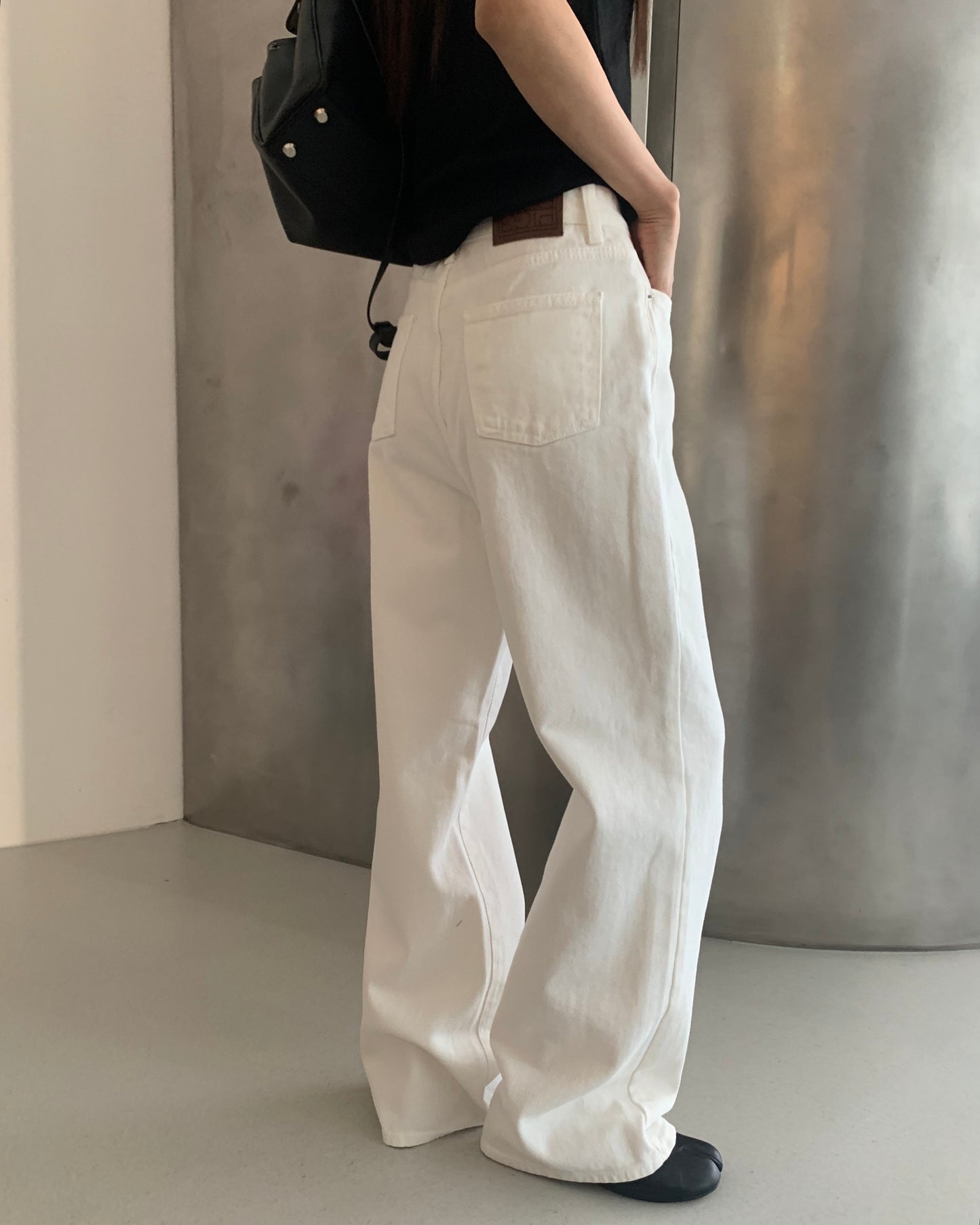 White Minimal Wide Pants
