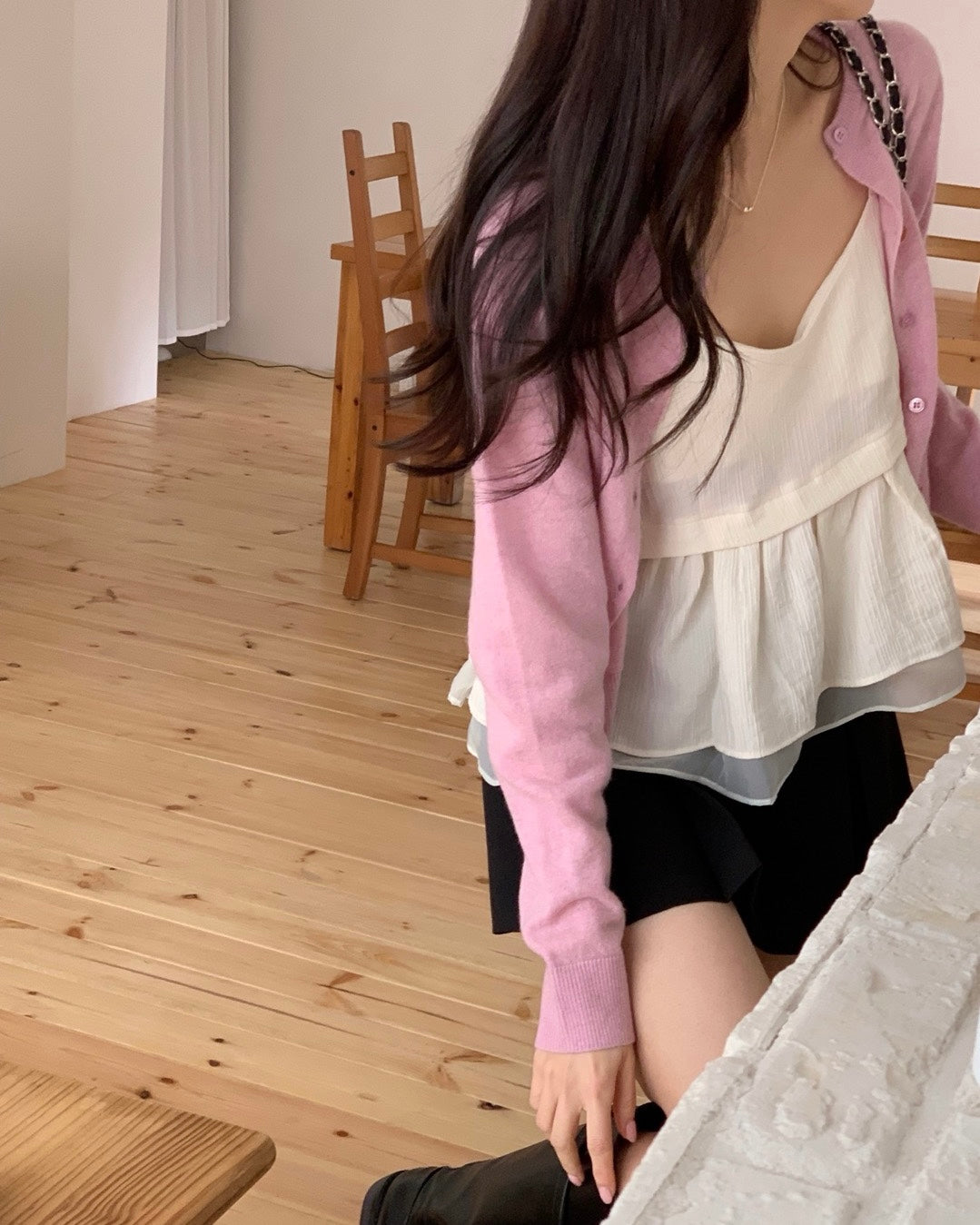 Minimal Cropped Cardigan