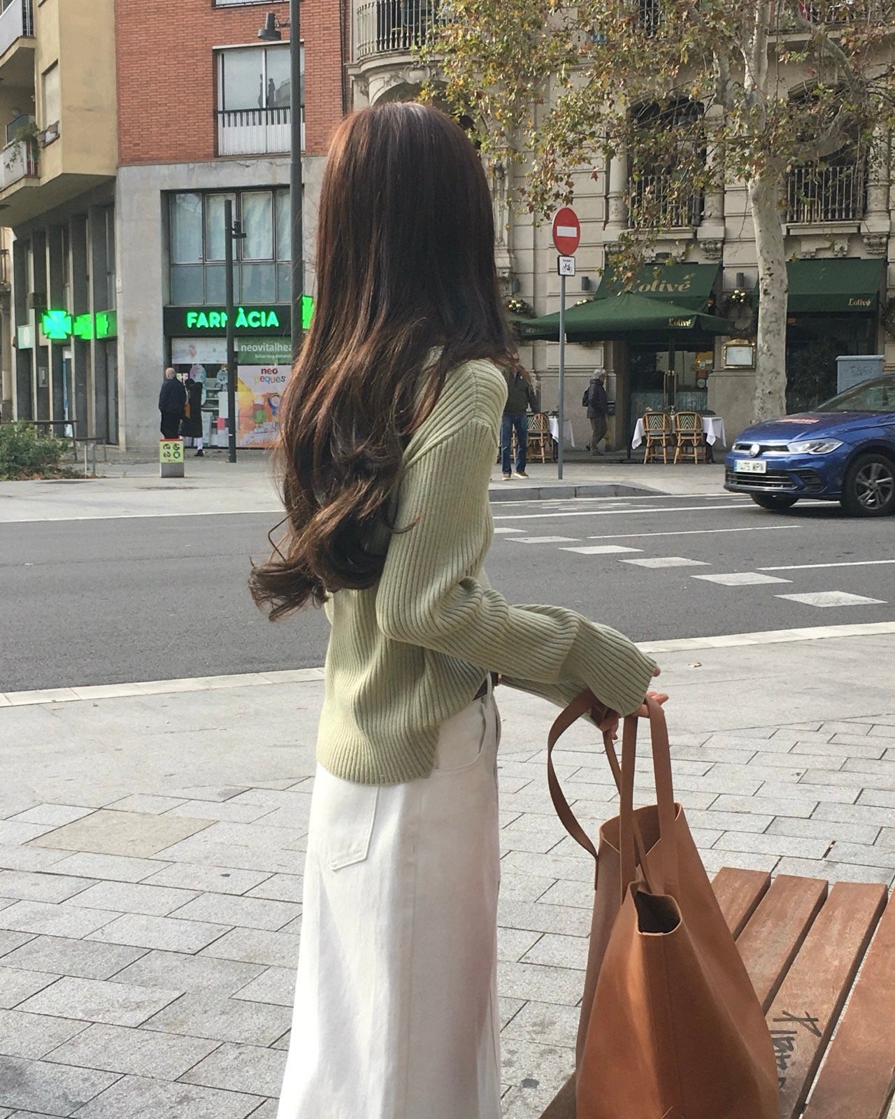 Deep V Ribbed Knit Pullover