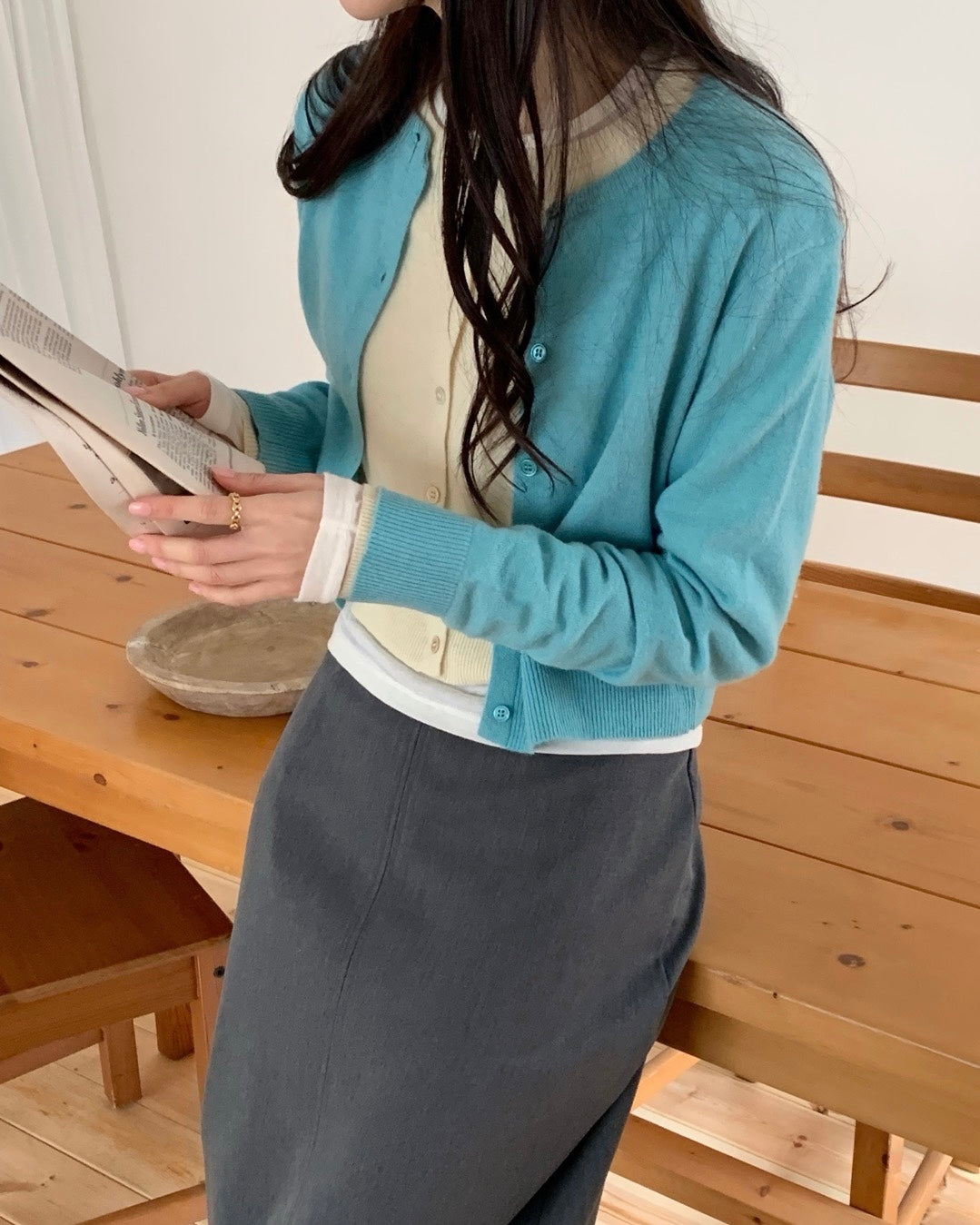 Minimal Cropped Cardigan