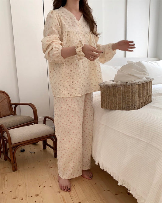 Rosebud Pajama Set with Scrunchie