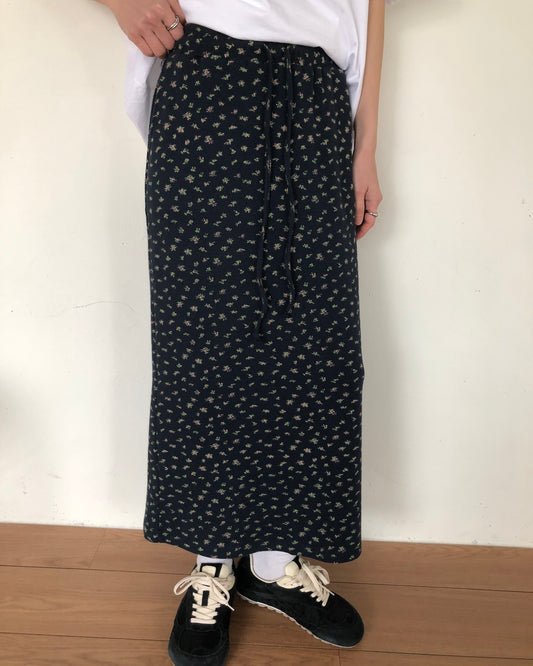 Ditsy Floral Knit Skirt