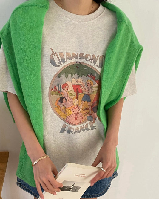 French Chanson Graphic Tee