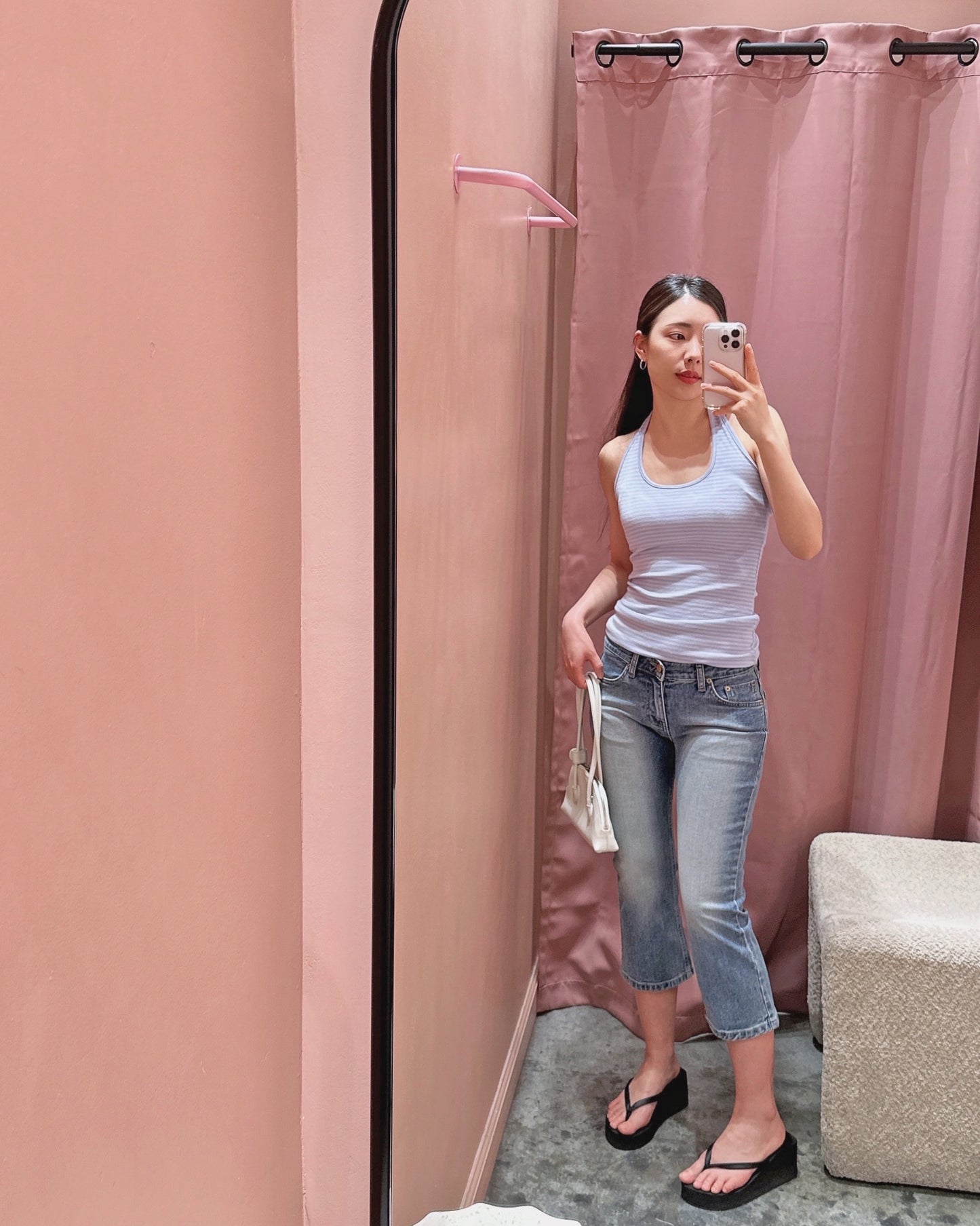 Low-Rise Capri Jeans