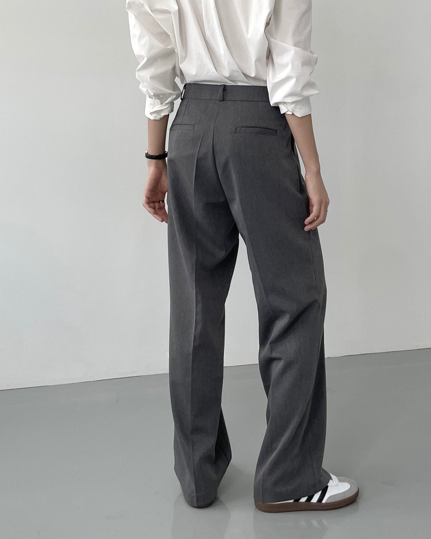 Minimal Pleated Trousers