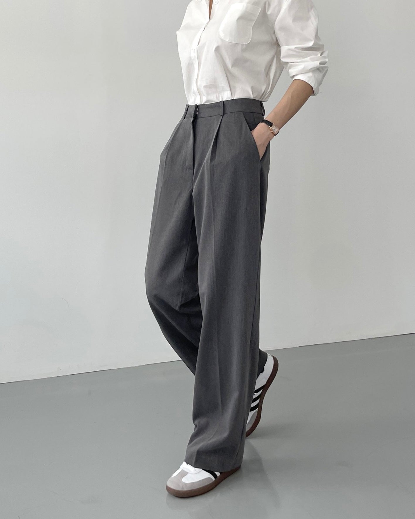 Minimal Pleated Trousers