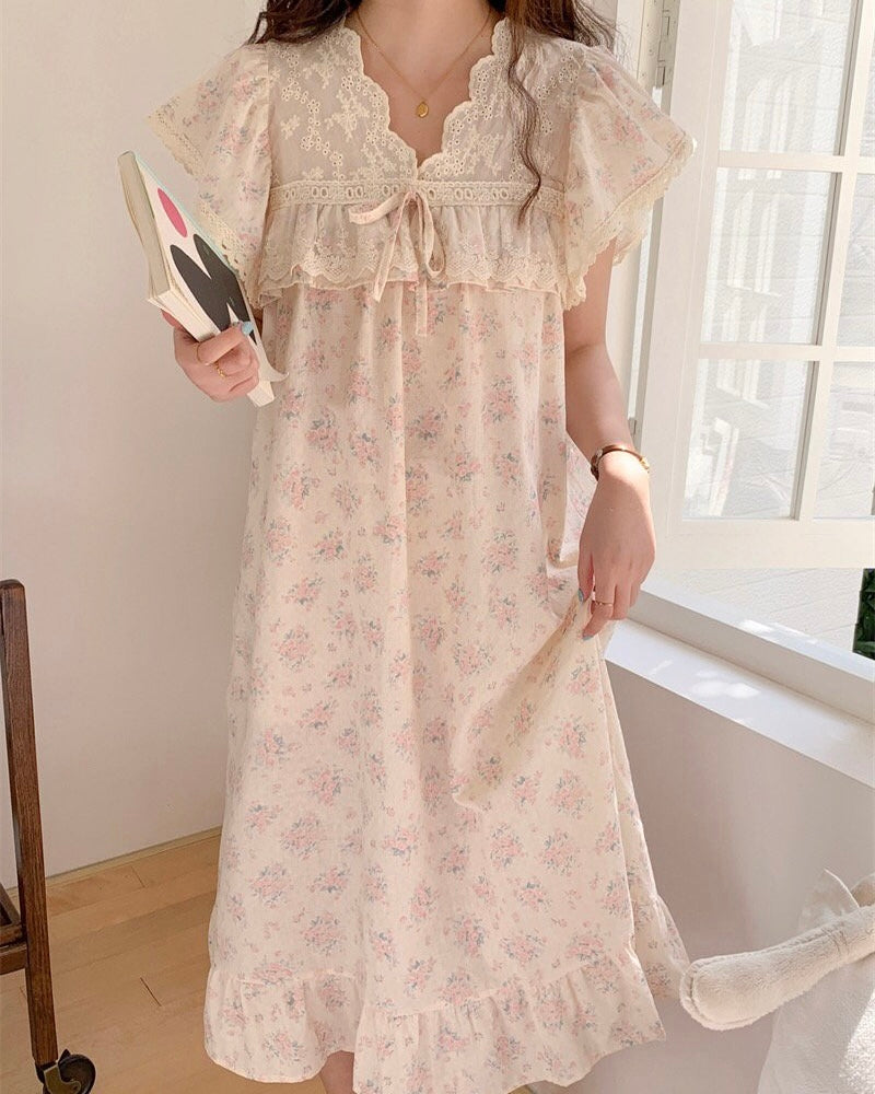 Vintage Floral Lace Nightgown