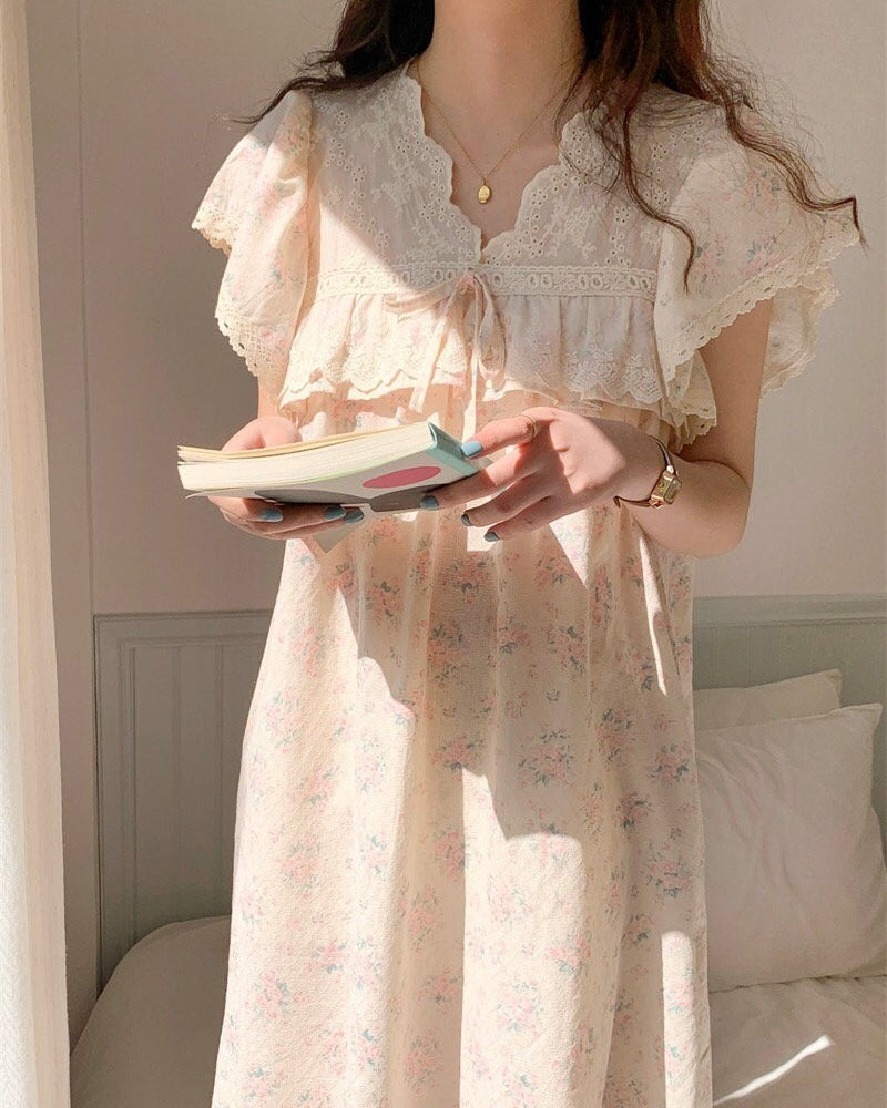 Vintage Floral Lace Nightgown