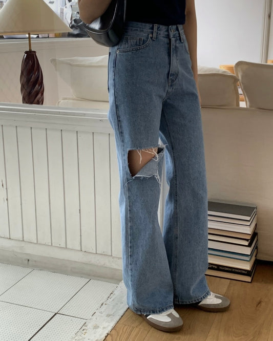 Distressed Bootcut Jeans