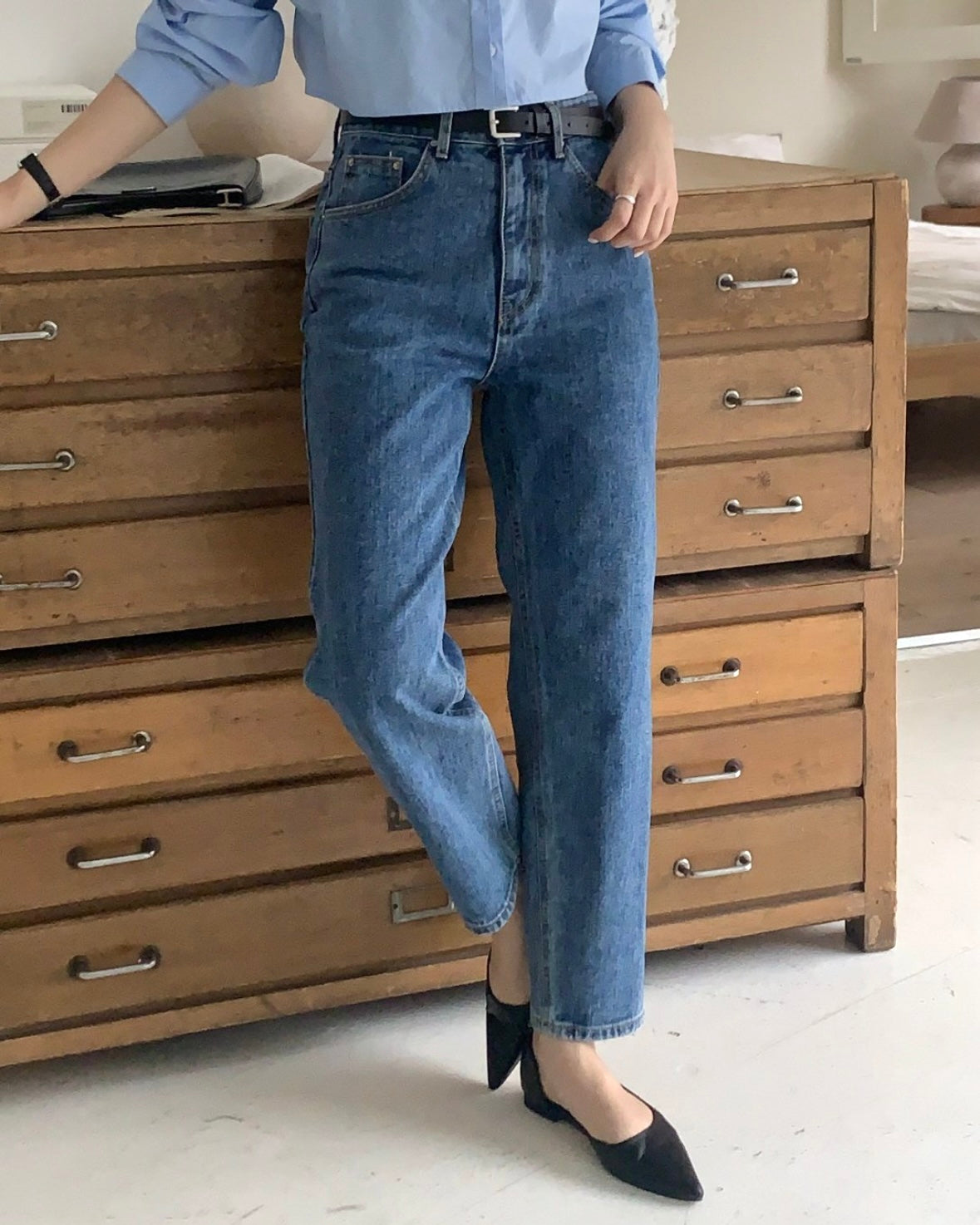 Relaxed Straight Leg Jeans
