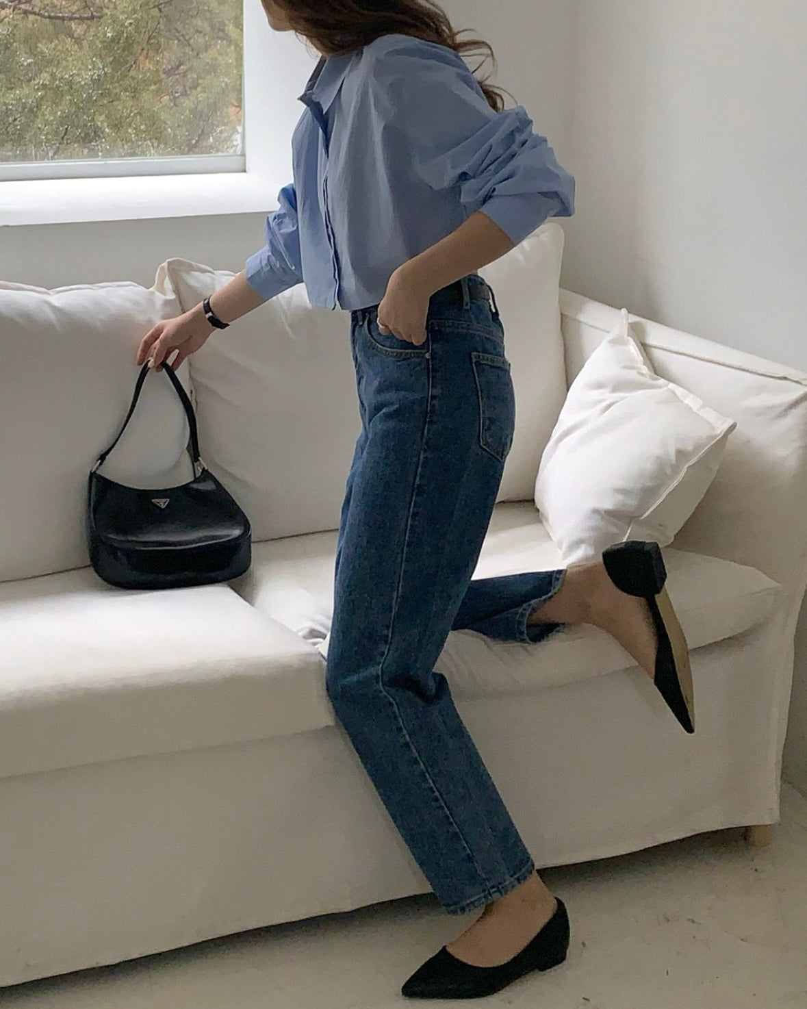 Relaxed Straight Leg Jeans