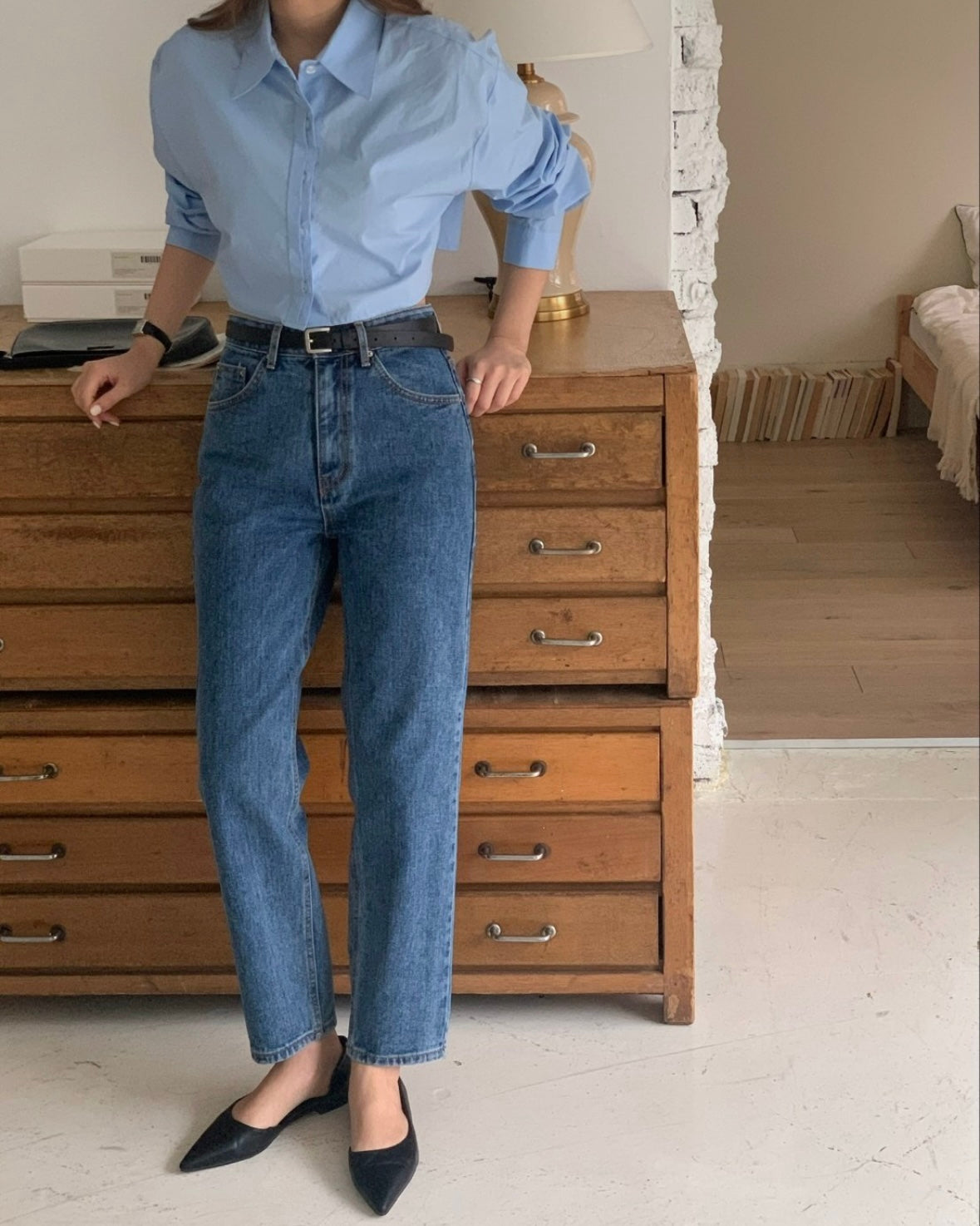 Relaxed Straight Leg Jeans