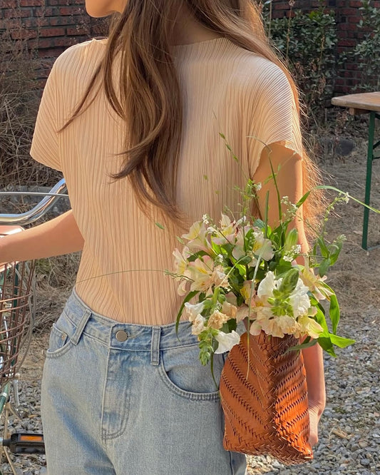 Minimal Plissé Tee