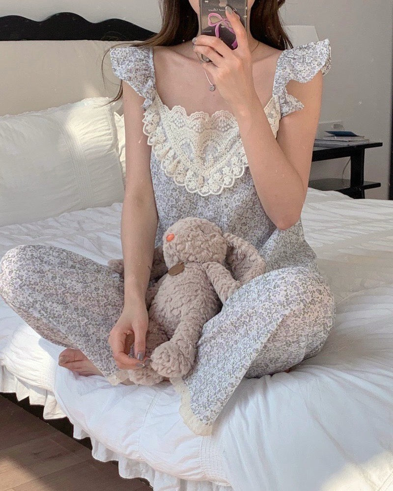 Lavender Floral Lace Pajama Set