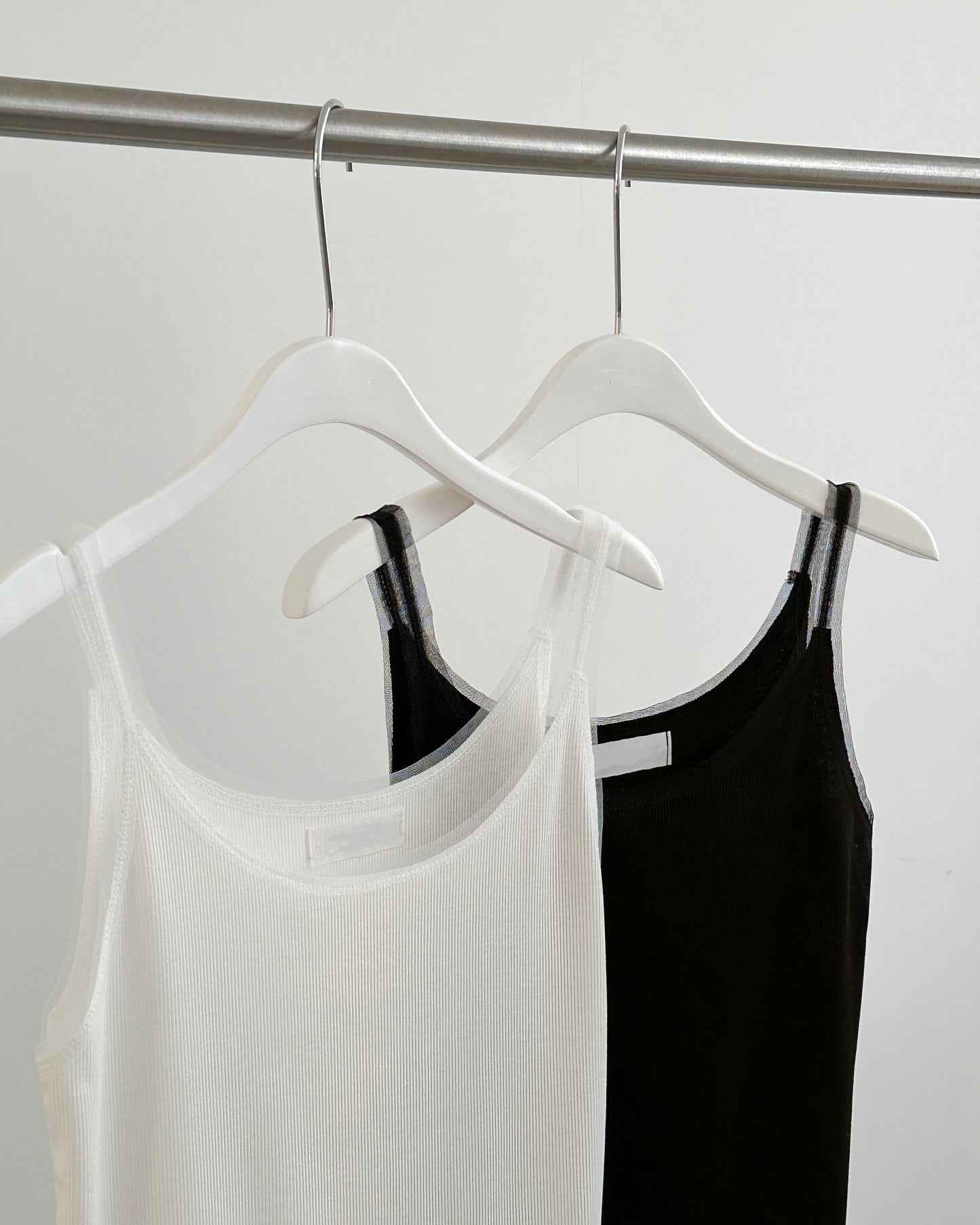 Mesh Overlay Ribbed Tank